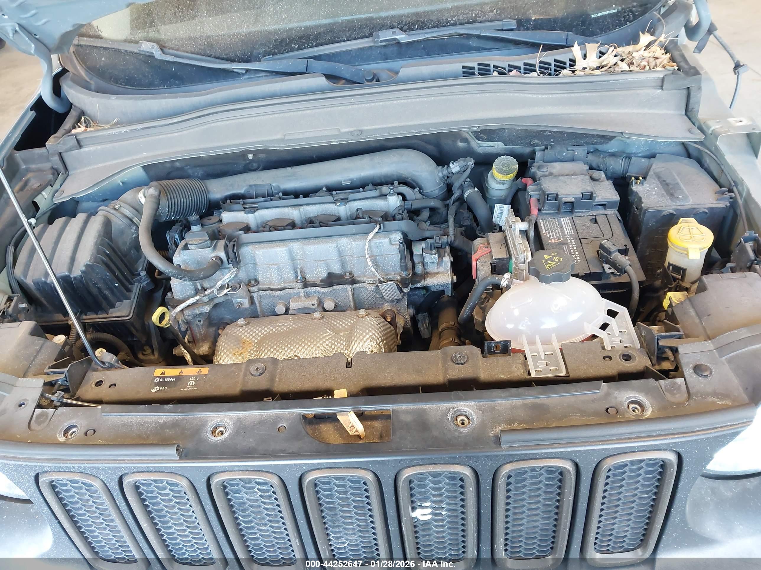JEEP RENEGADE image 10