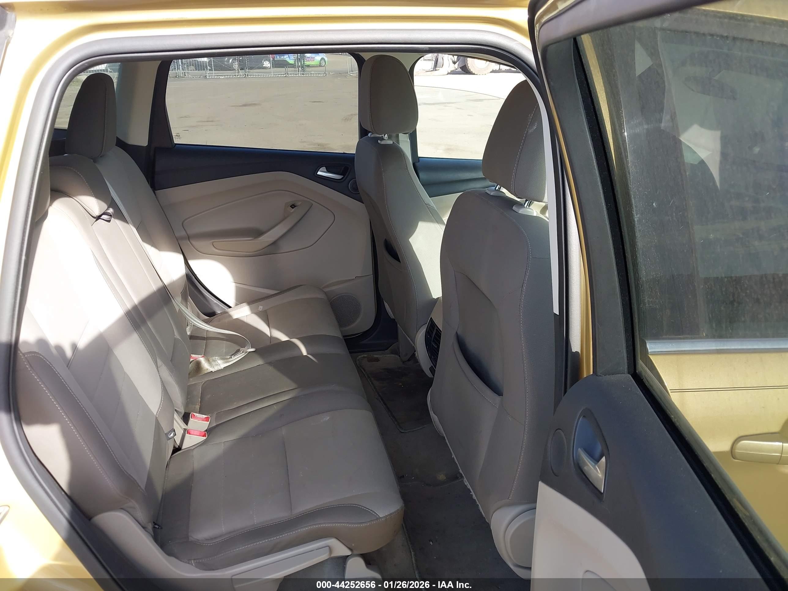 FORD ESCAPE image 8