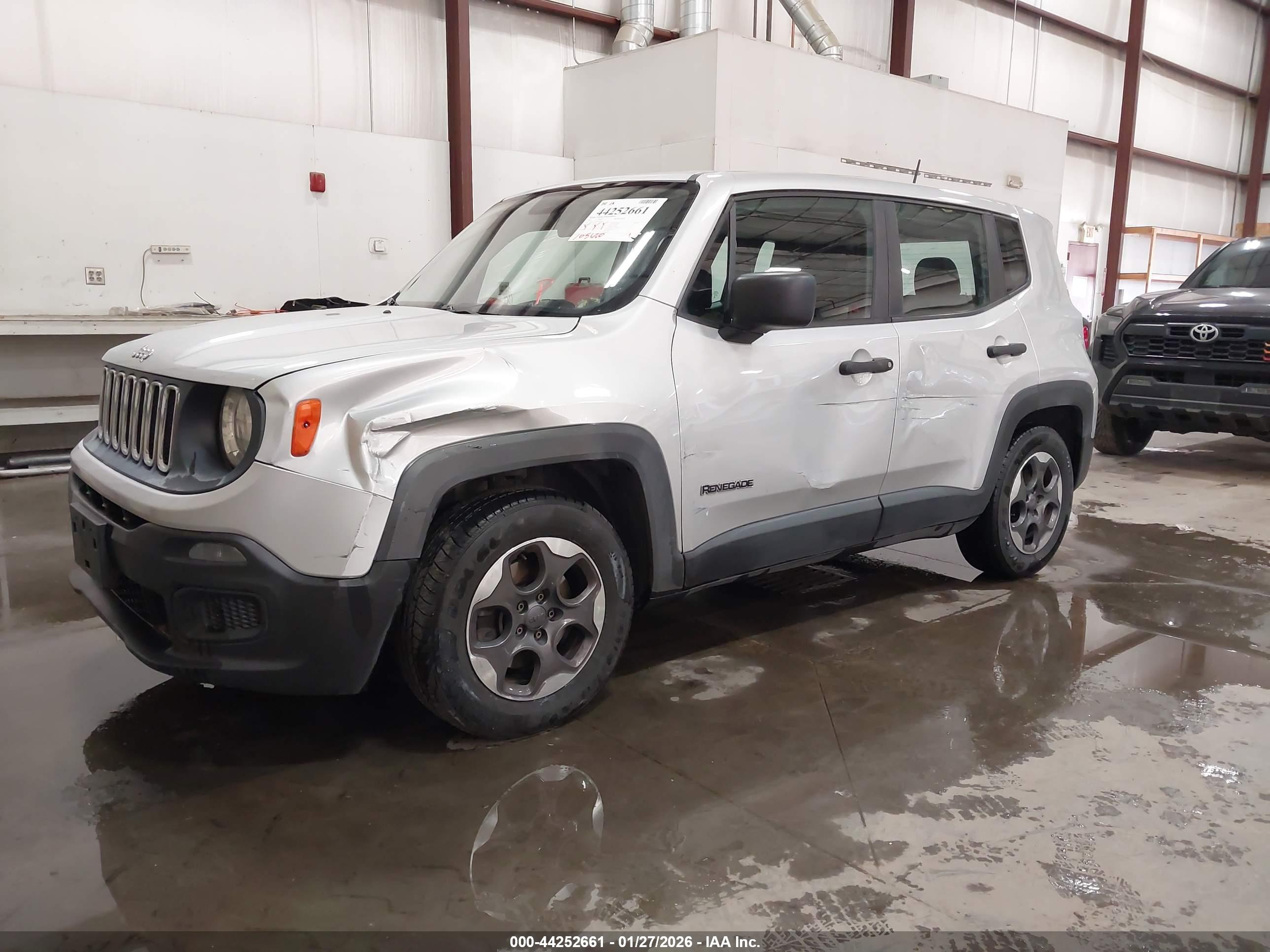 JEEP RENEGADE image 2