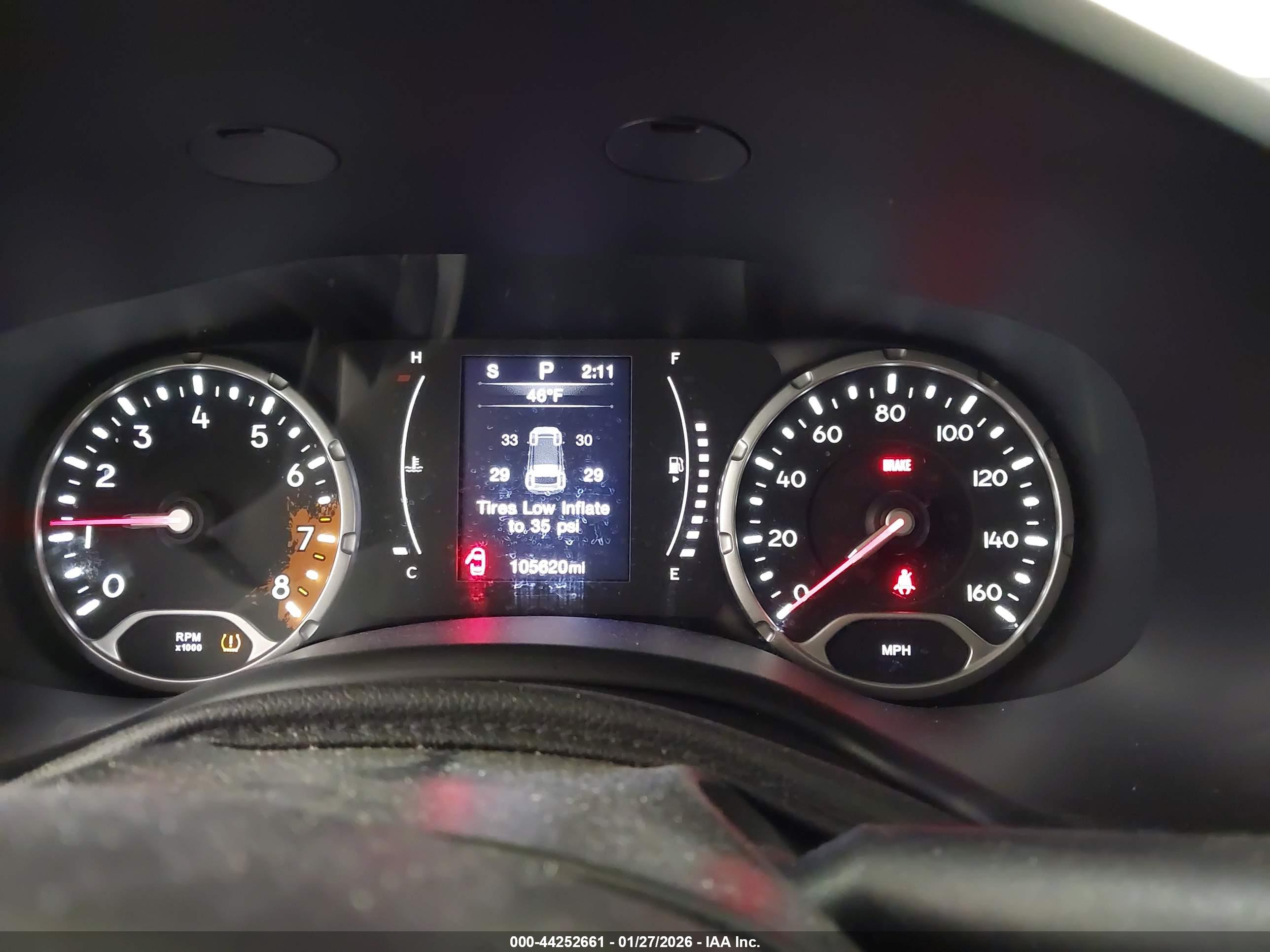 JEEP RENEGADE image 7