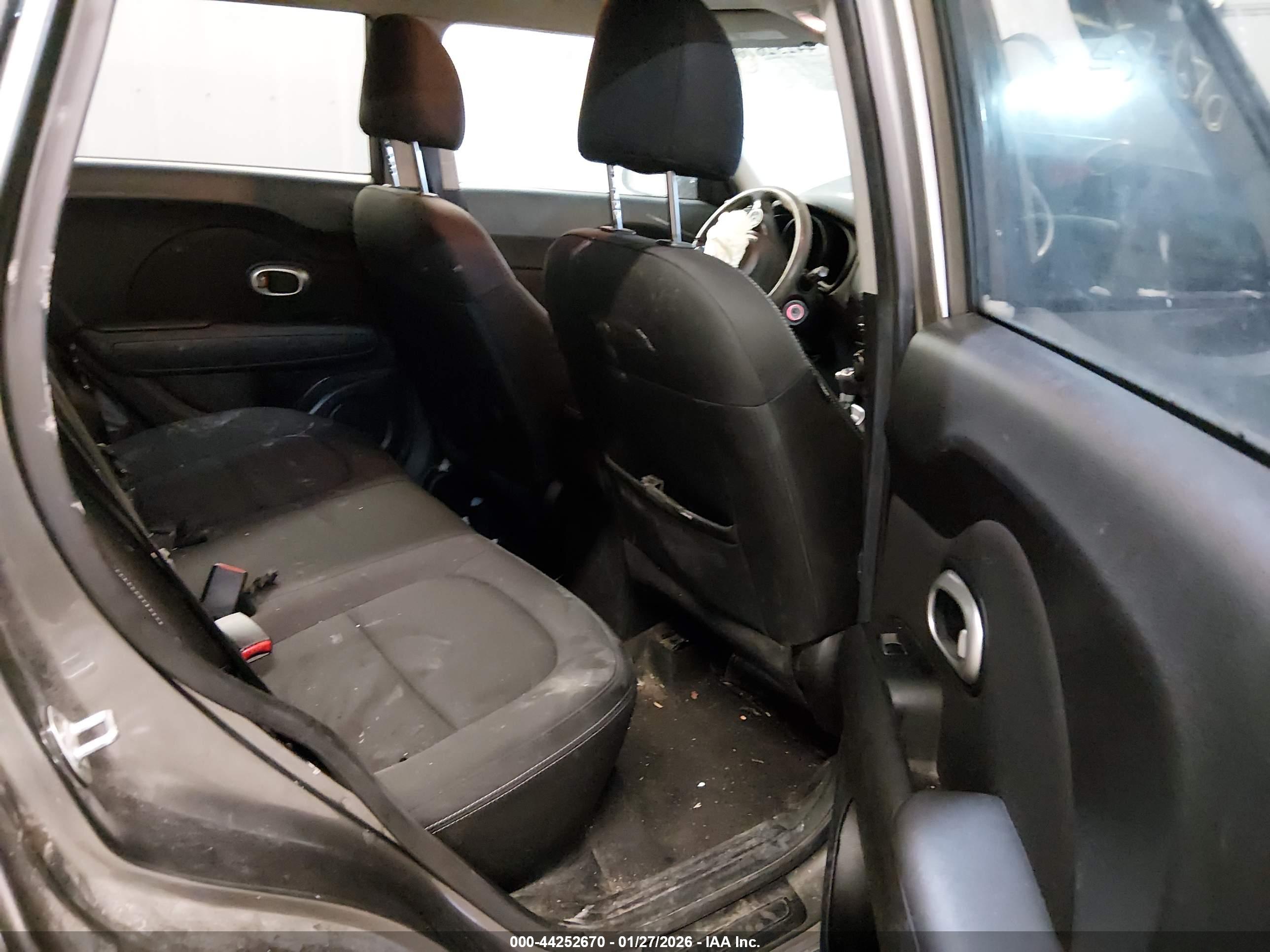 KIA SOUL image 8