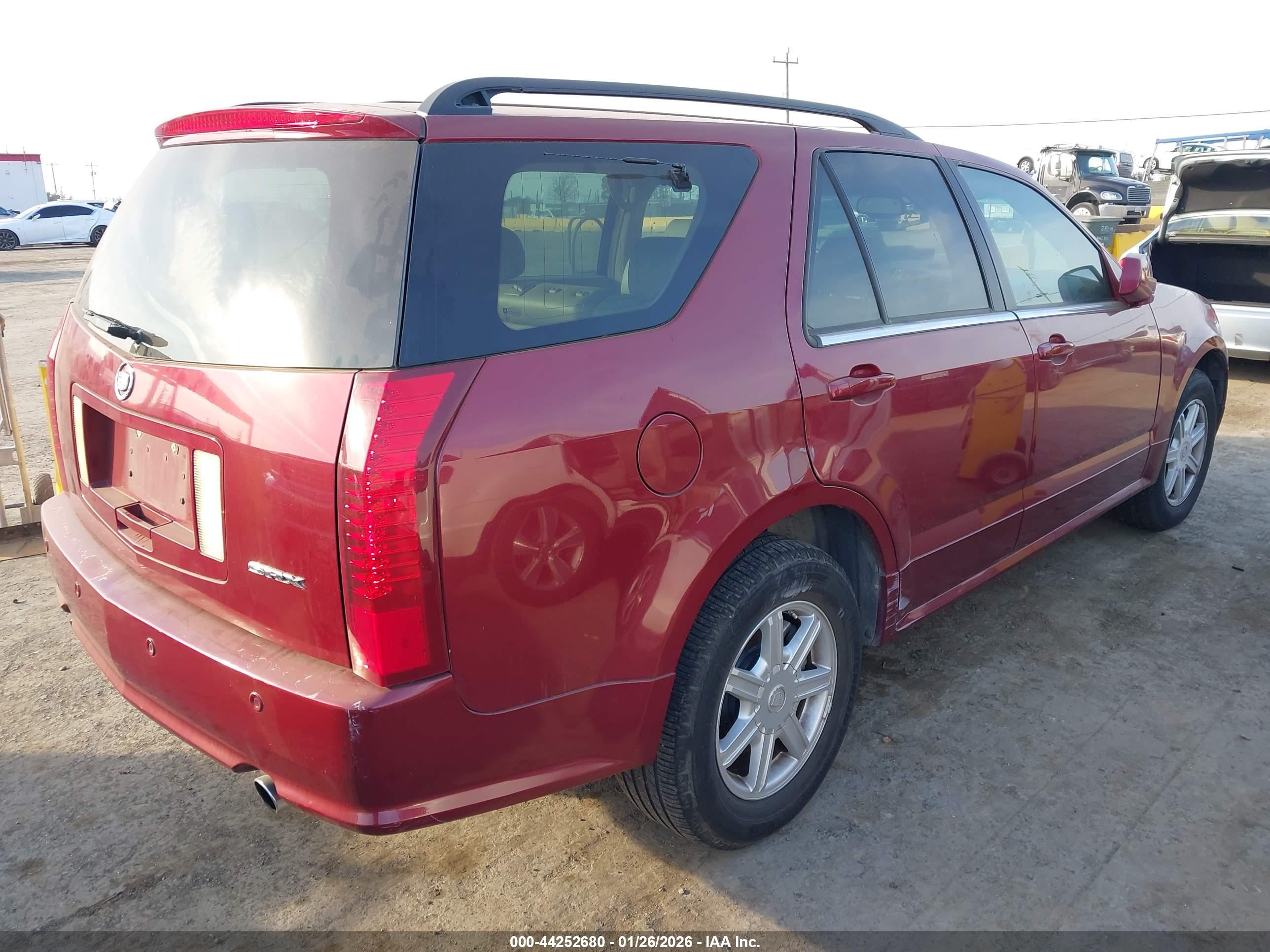CADILLAC SRX image 4