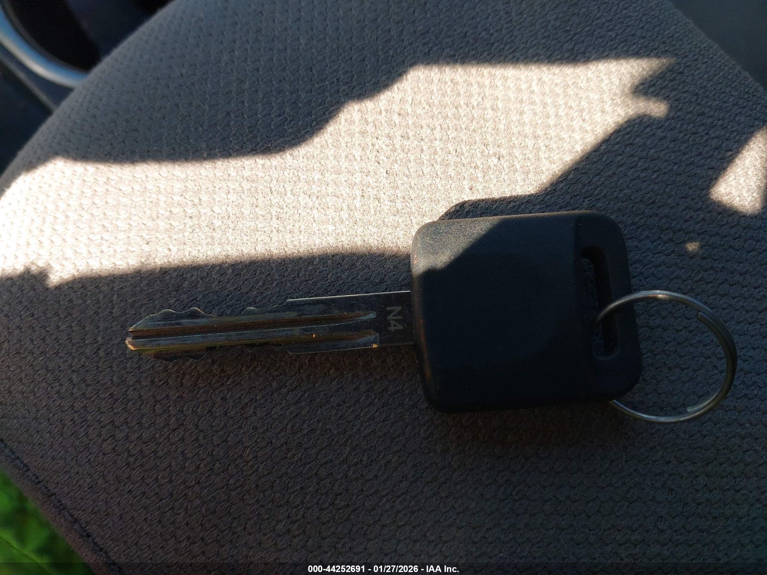 NISSAN ROGUE image 11