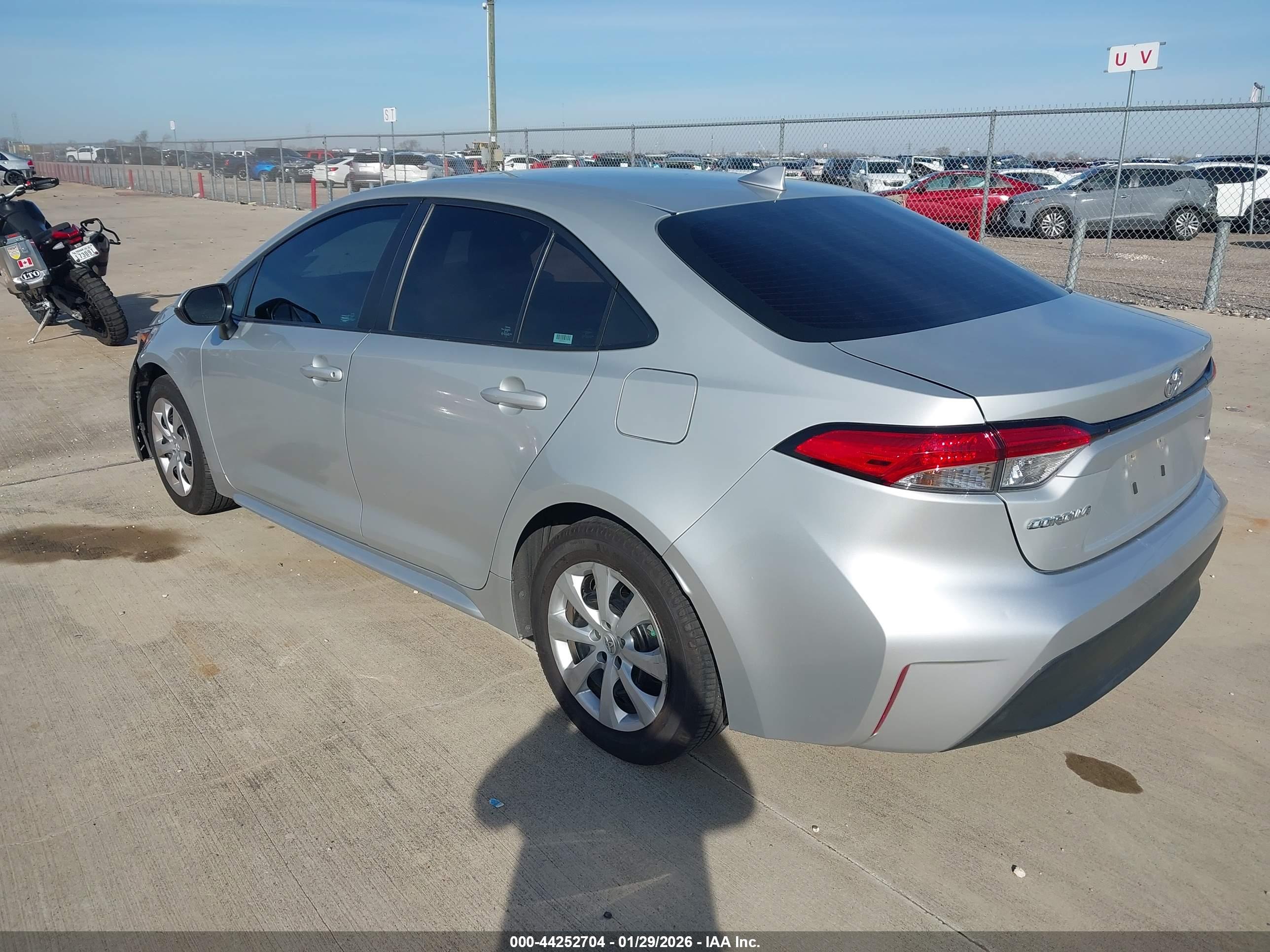 TOYOTA COROLLA image 3