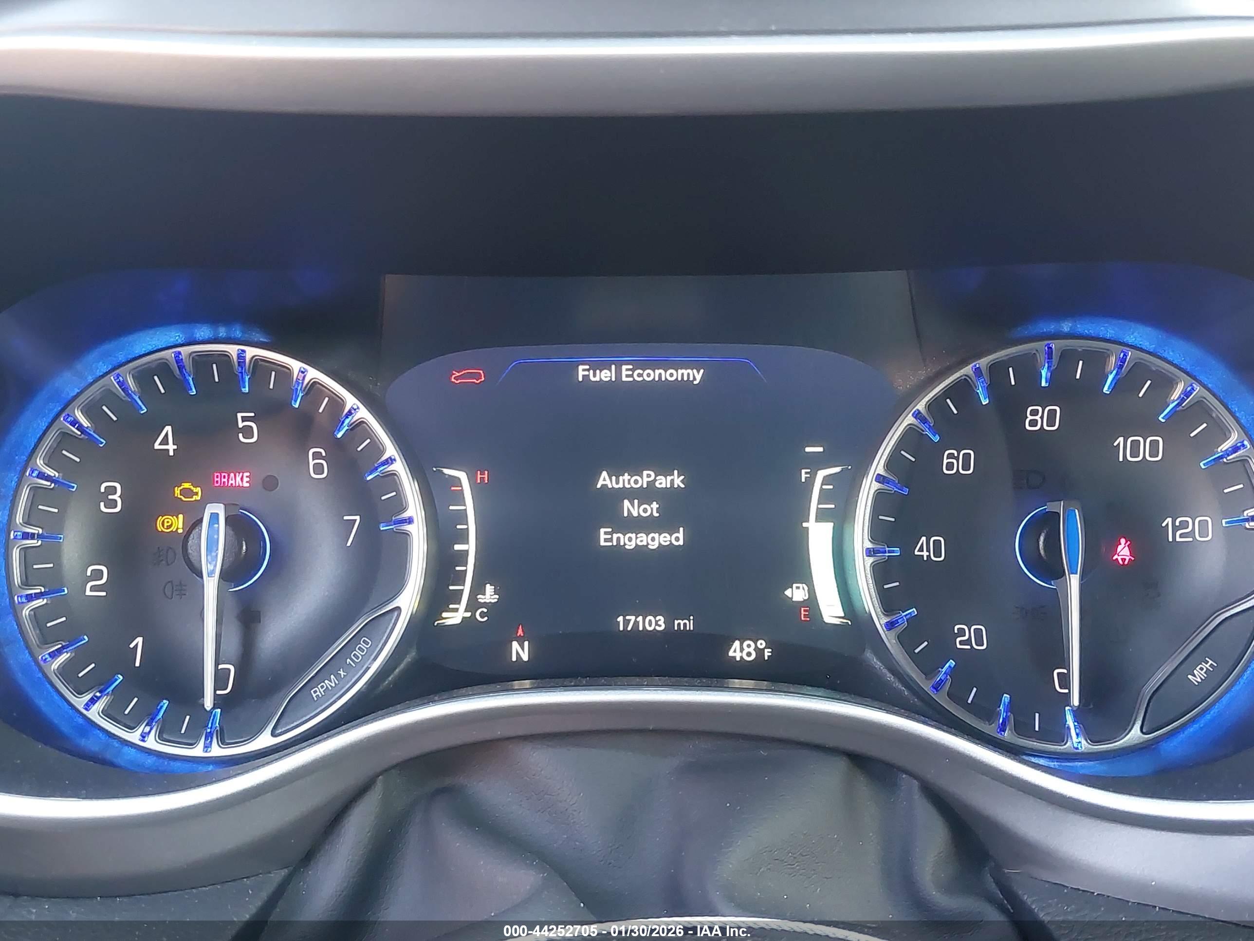 CHRYSLER PACIFICA image 7