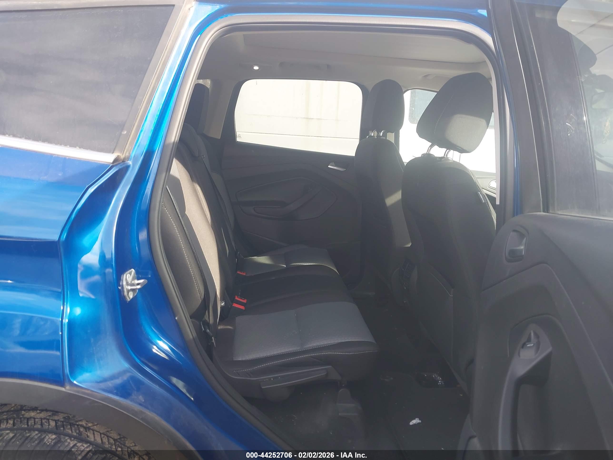 FORD ESCAPE image 8