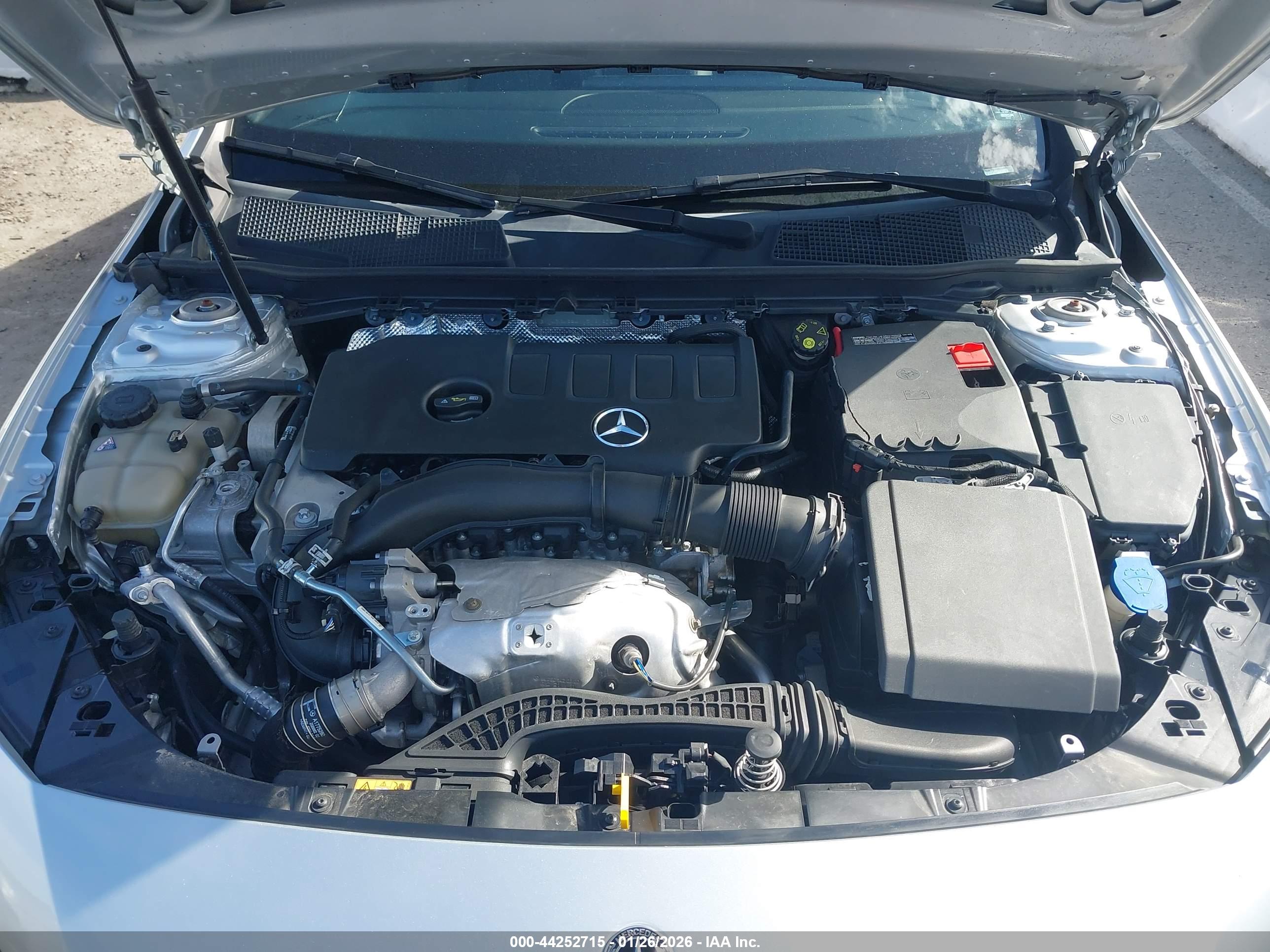 MERCEDES-BENZ A image 10