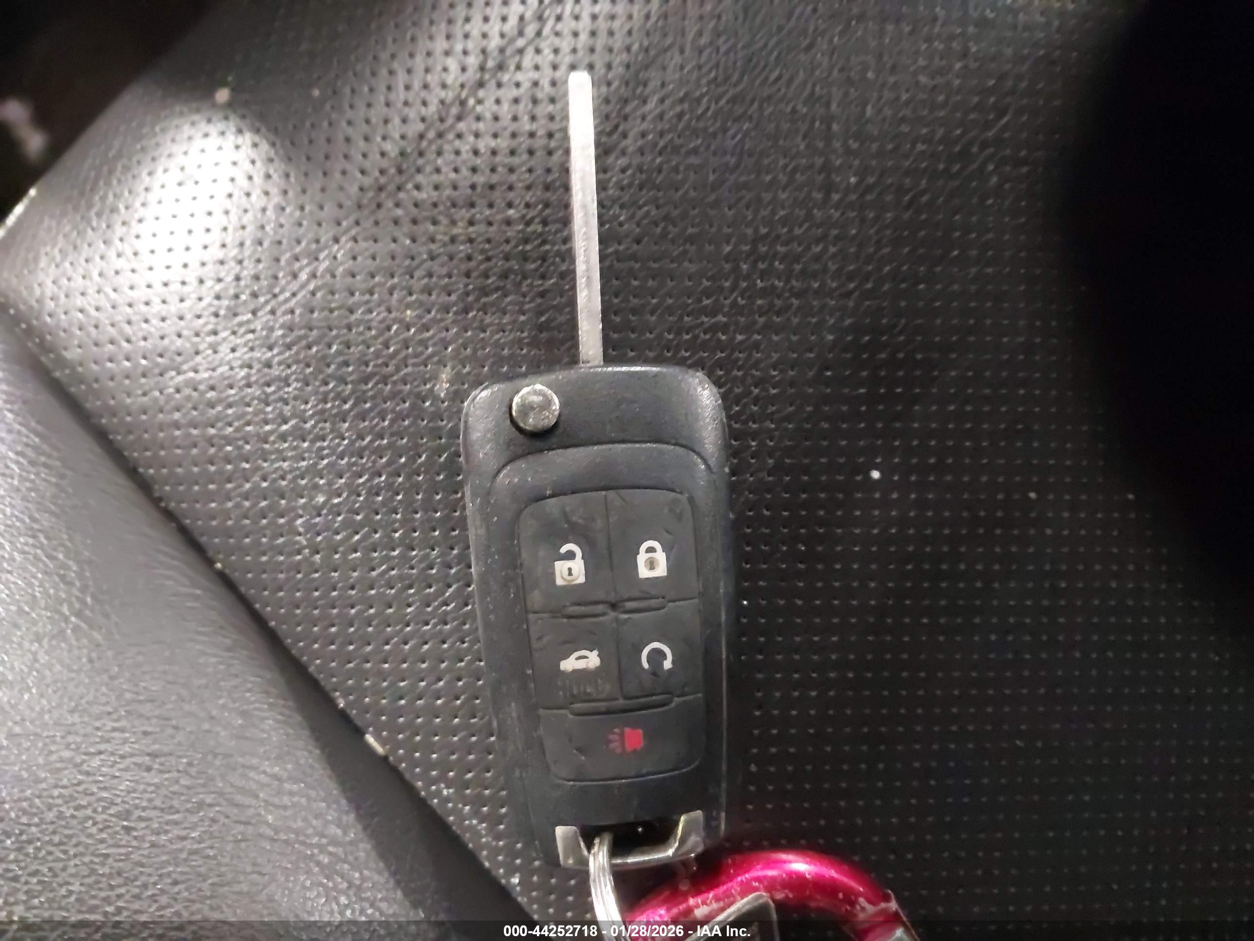 GMC TERRAIN image 11