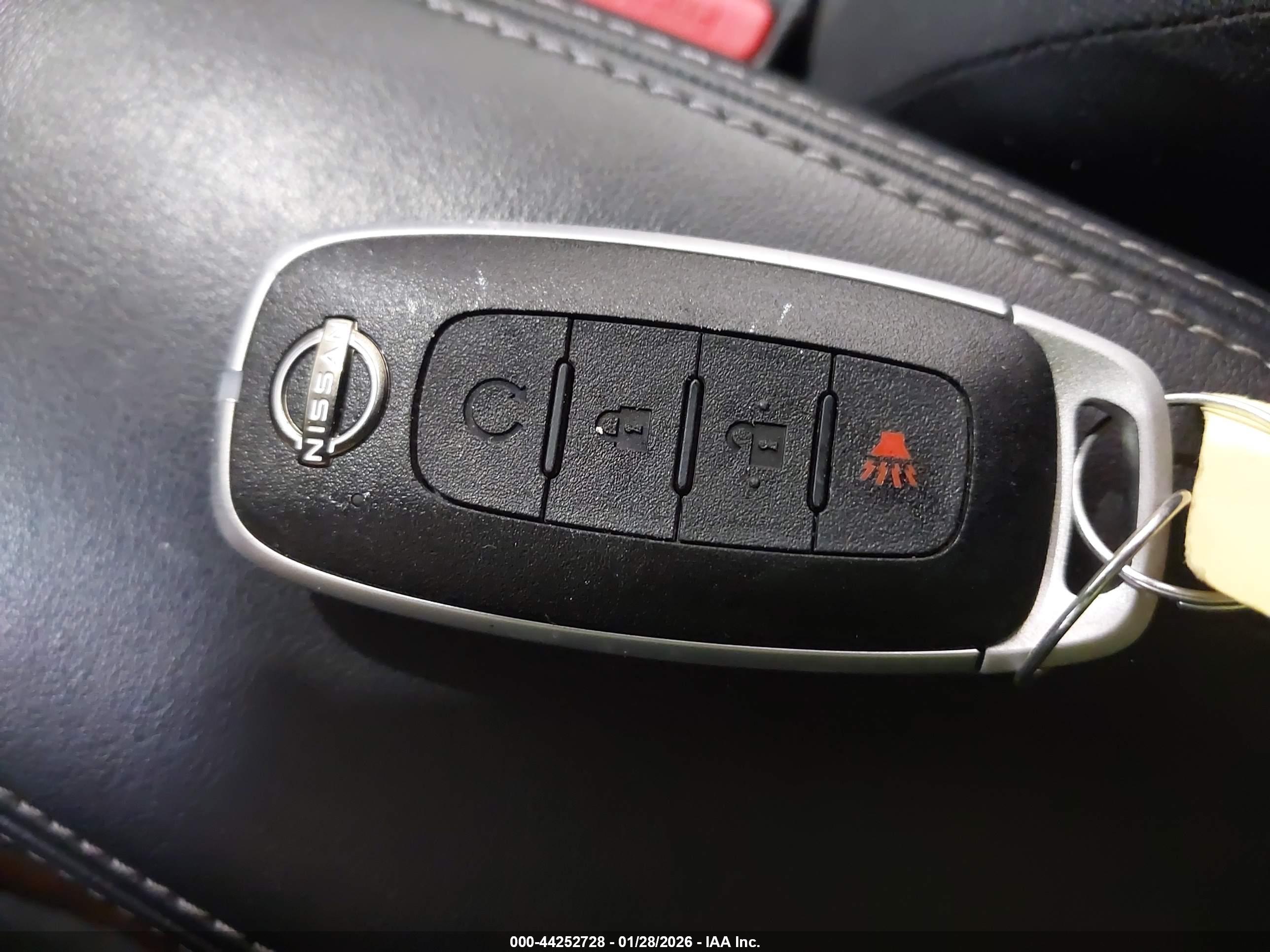 NISSAN KICKS image 11