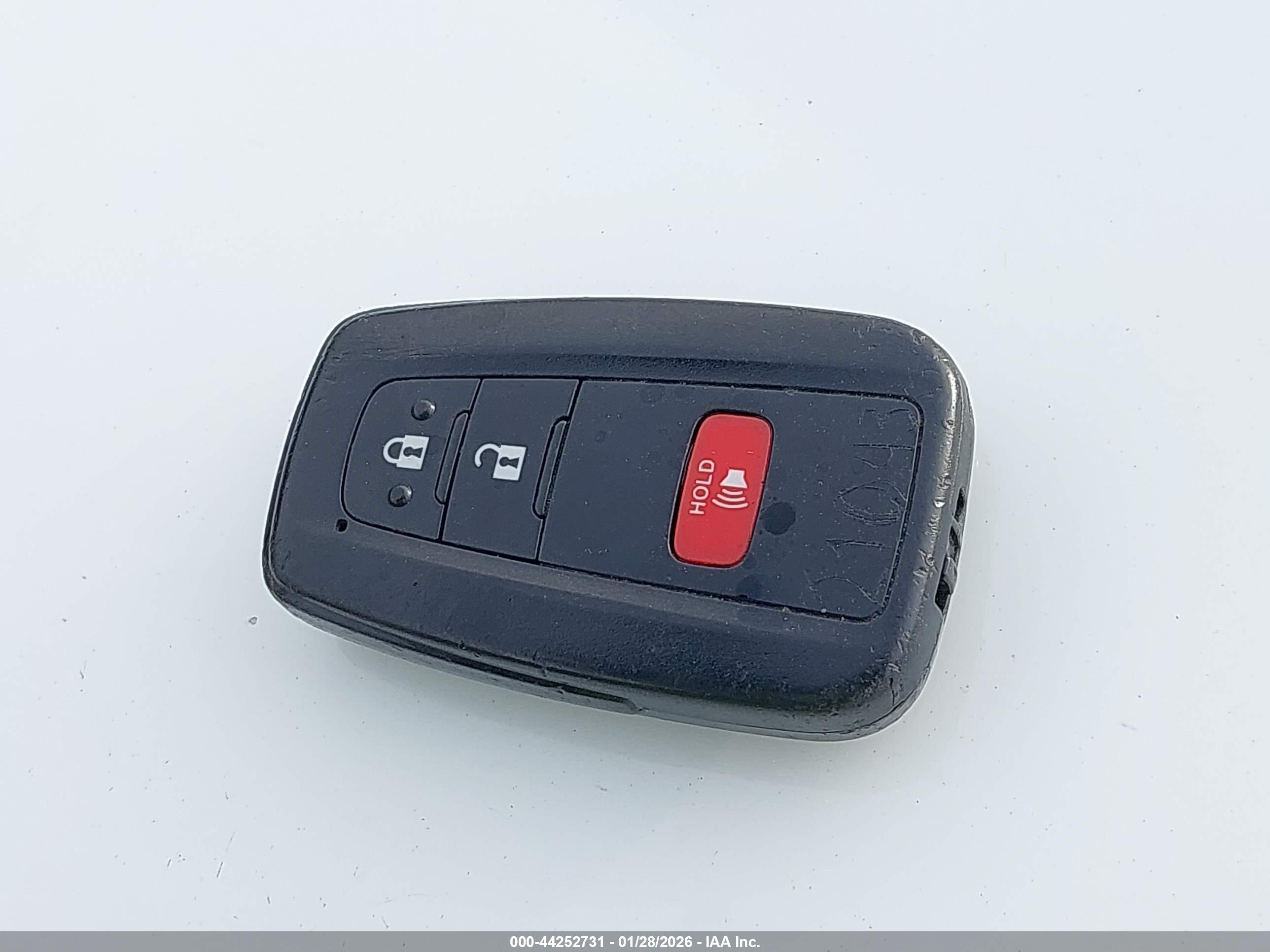 TOYOTA PRIUS image 11