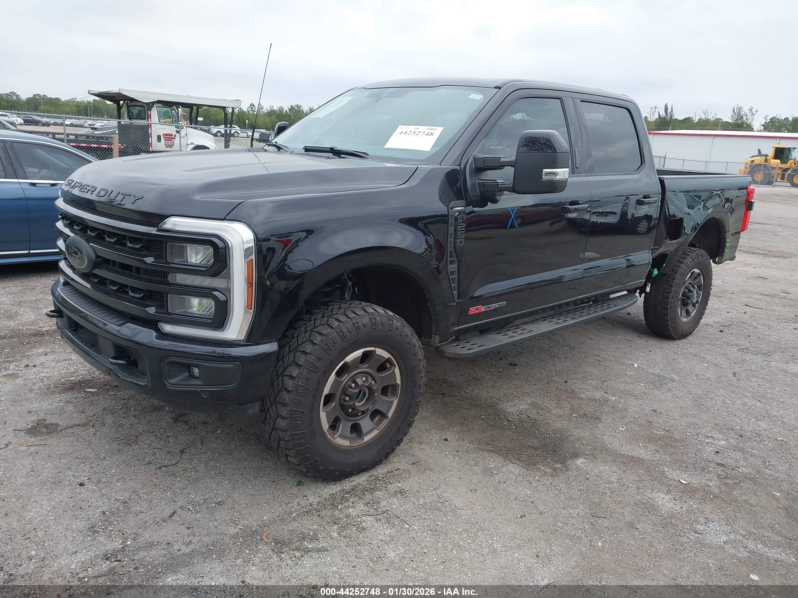 FORD F-250 image 2