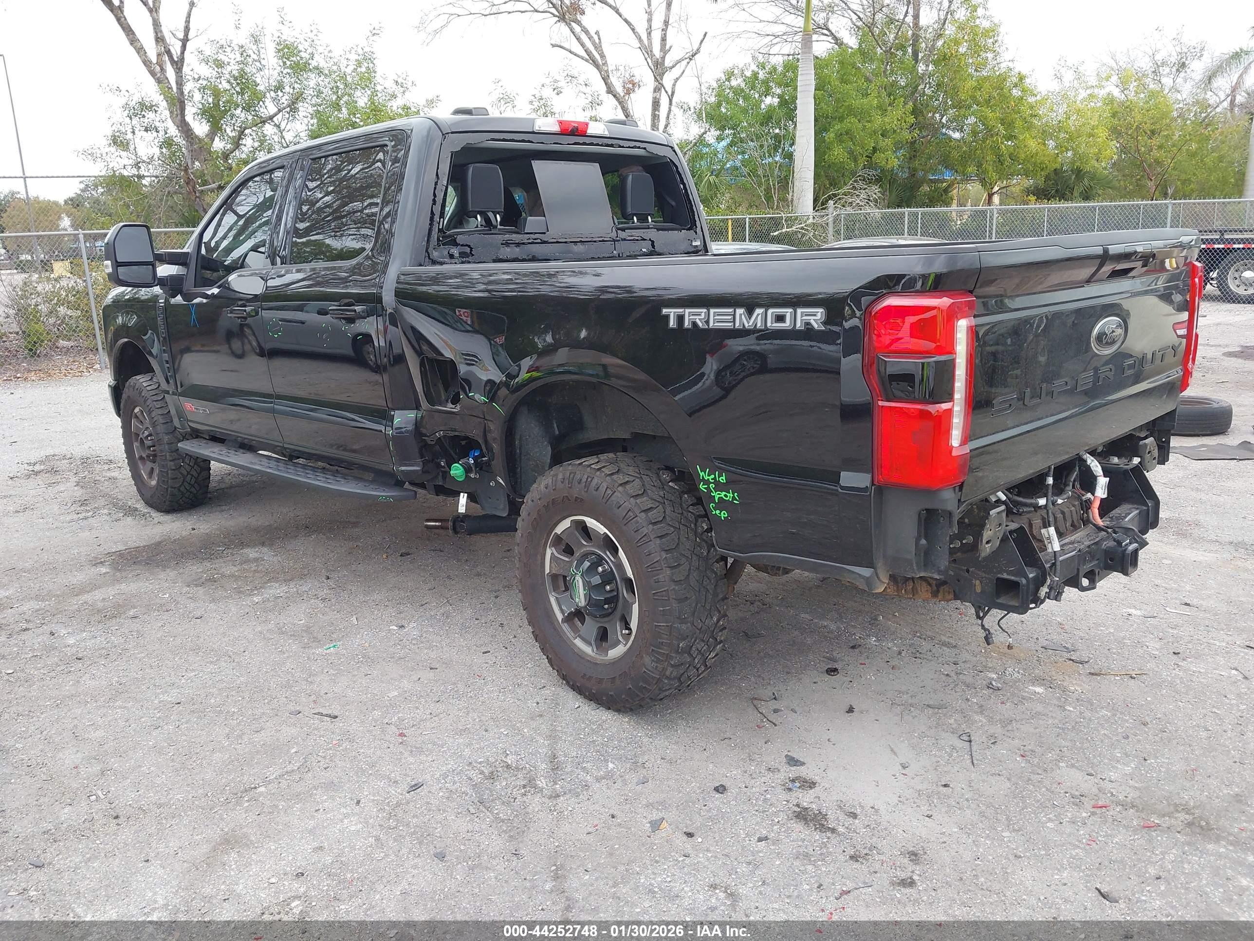 FORD F-250 image 3