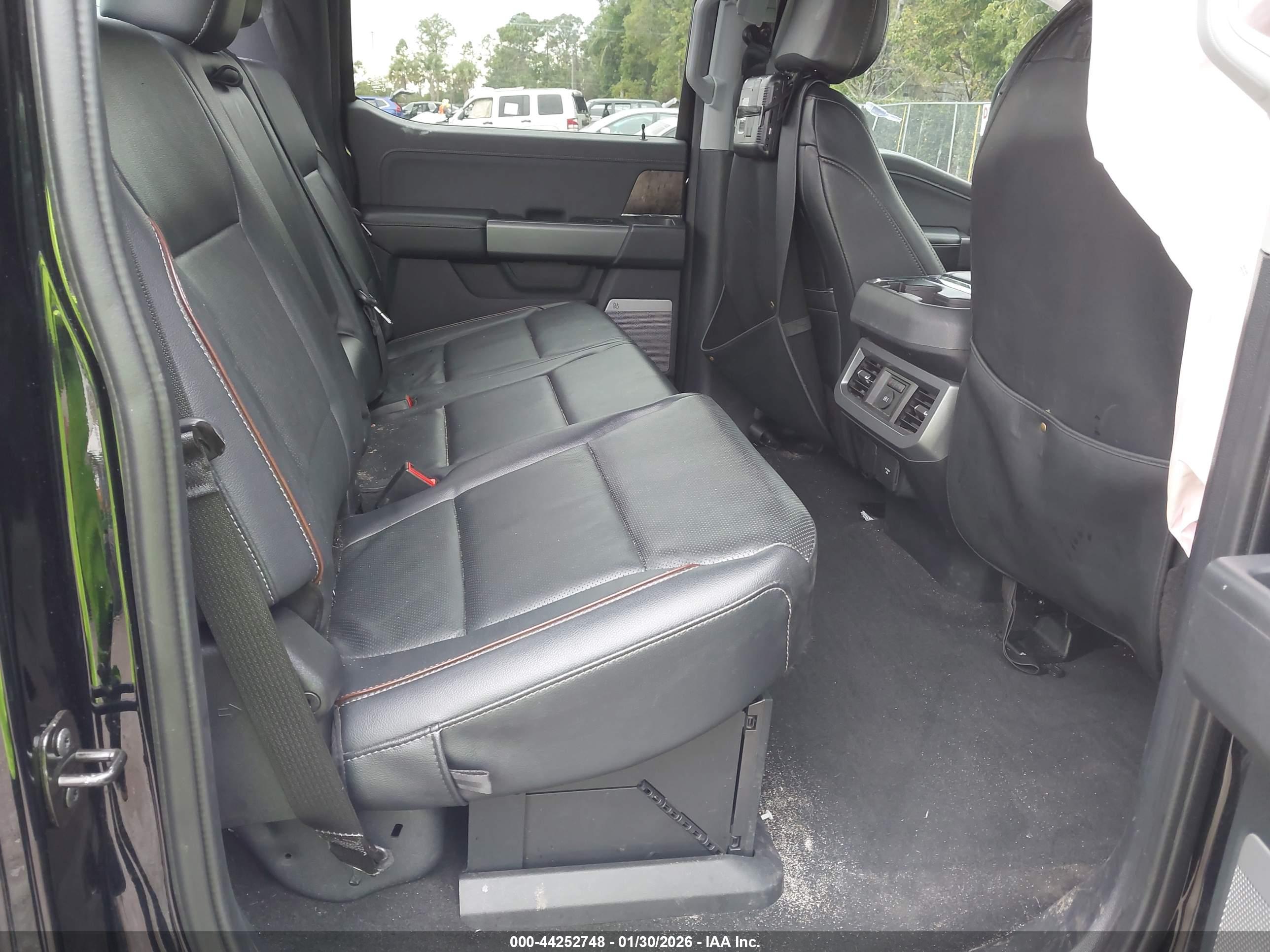 FORD F-250 image 8
