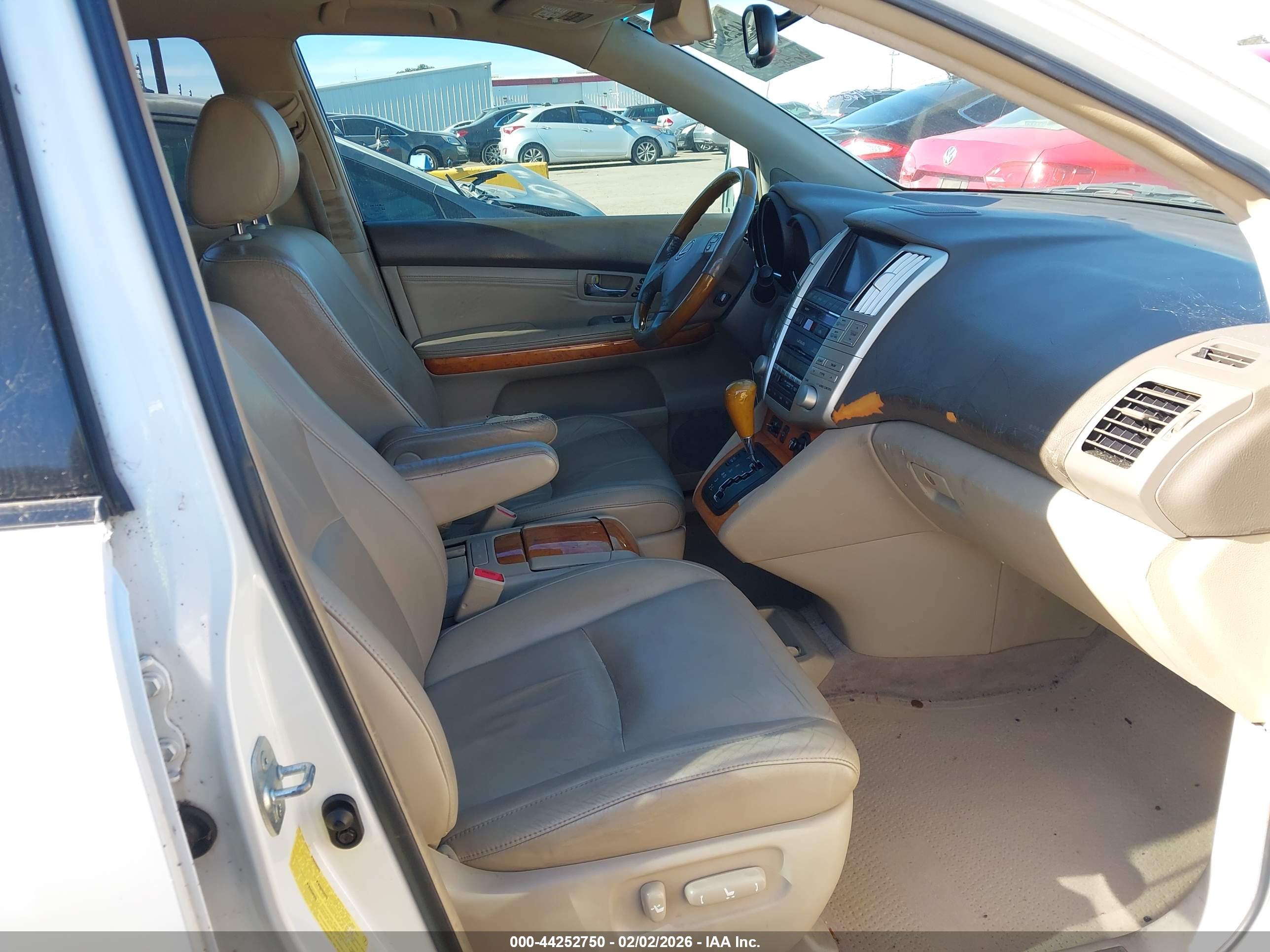 LEXUS RX image 5