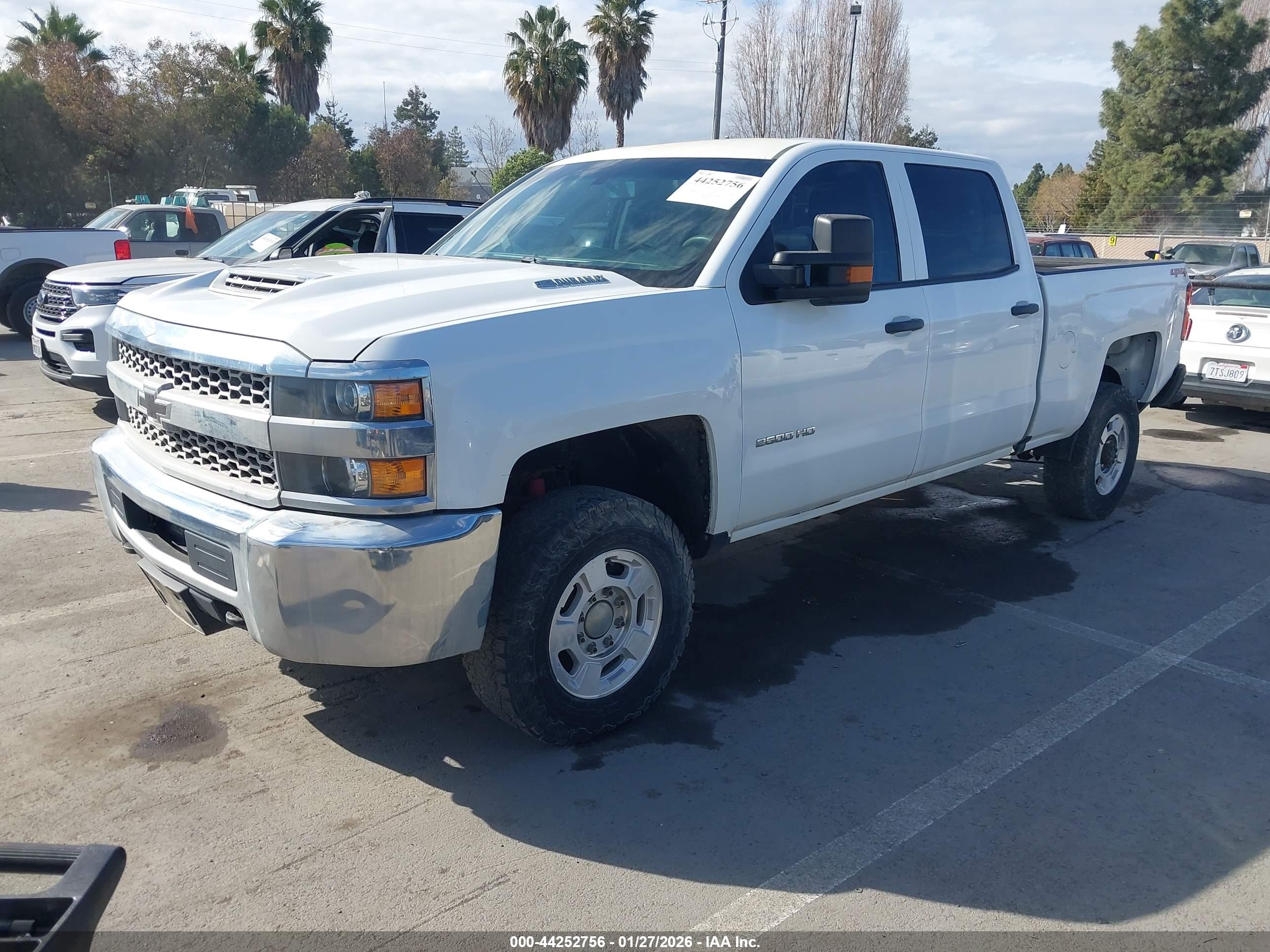 CHEVROLET SILVERADO image 2