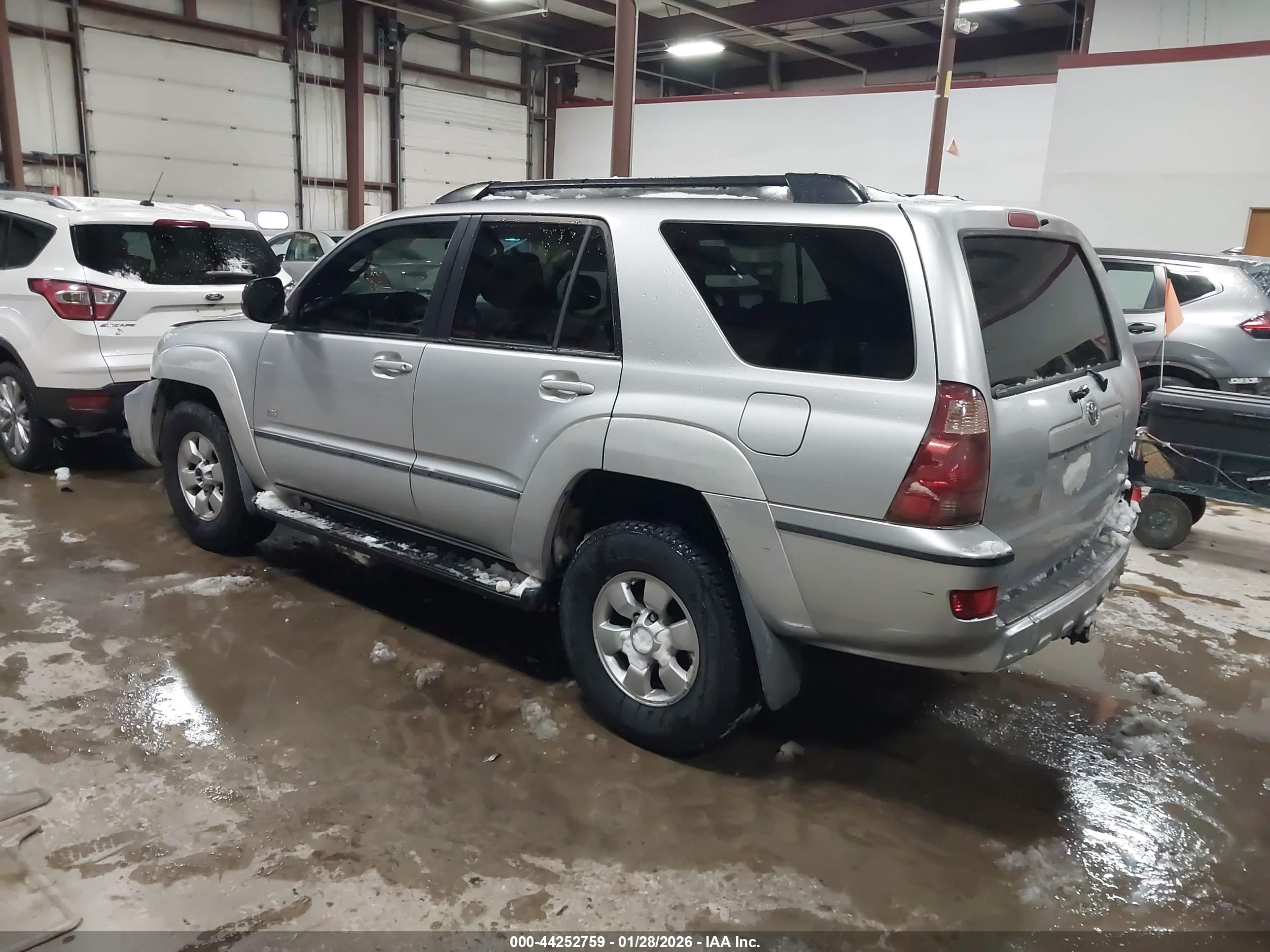 TOYOTA 4RUNNER image 3