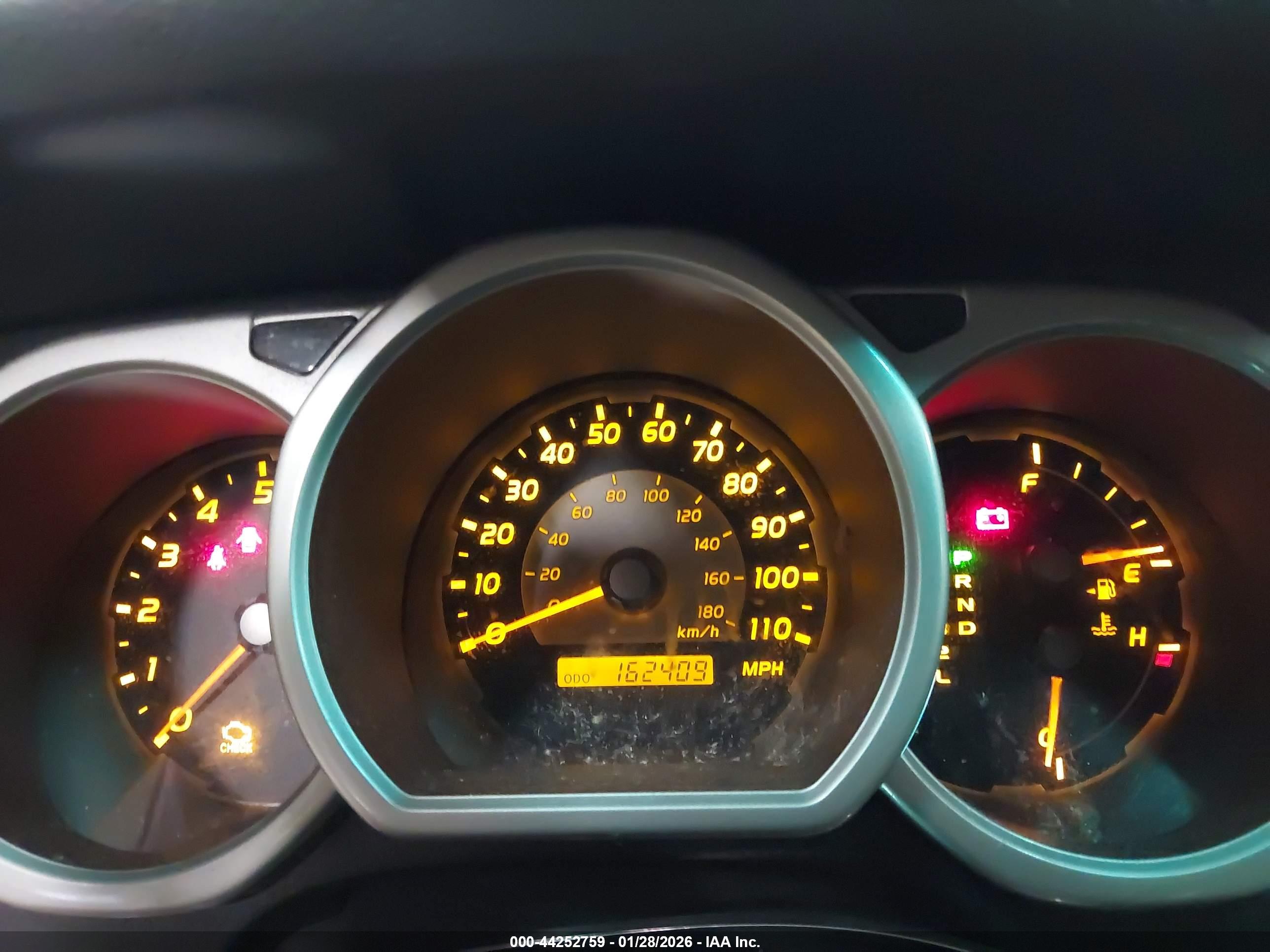 TOYOTA 4RUNNER image 7