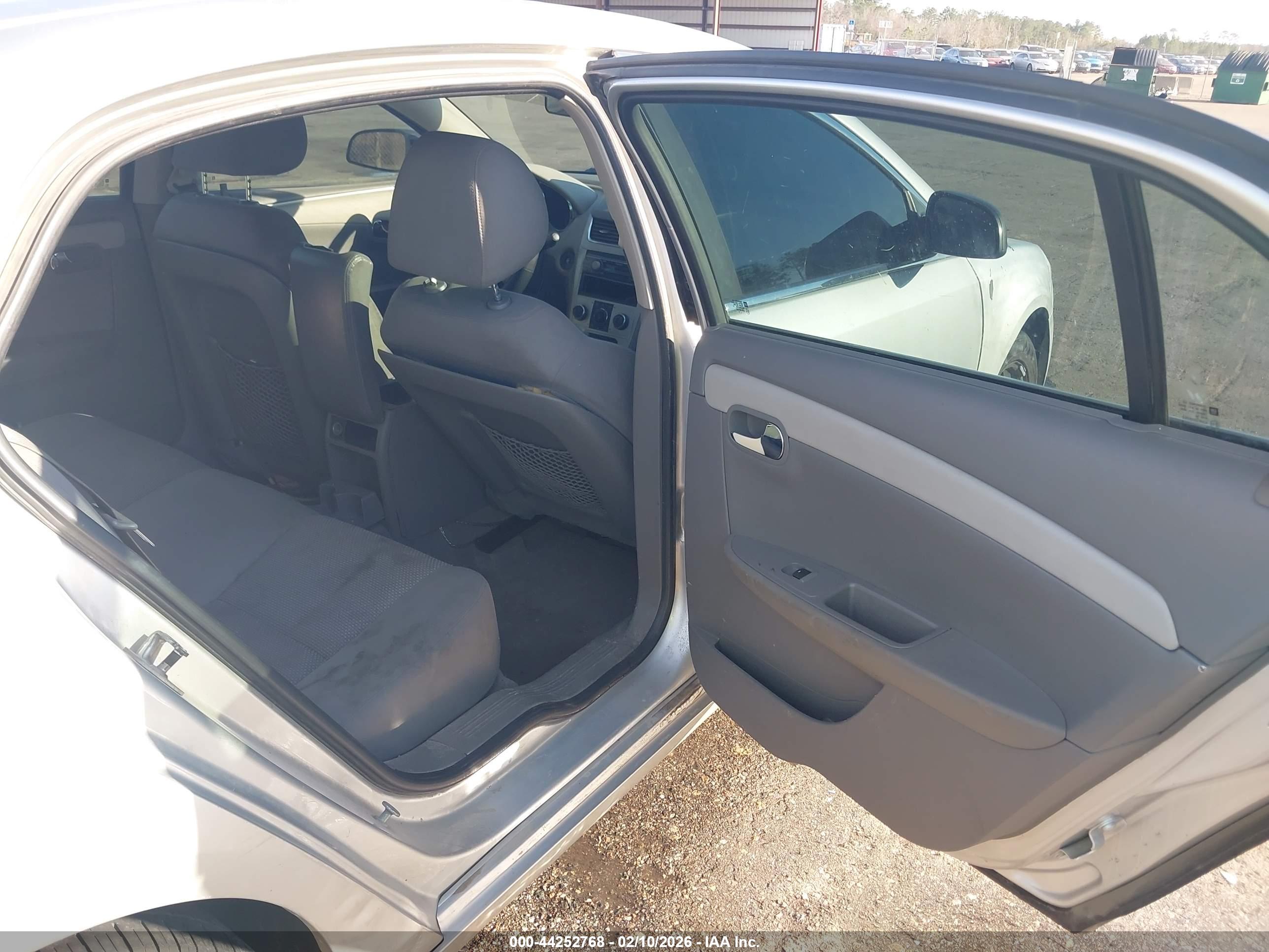 CHEVROLET MALIBU image 8