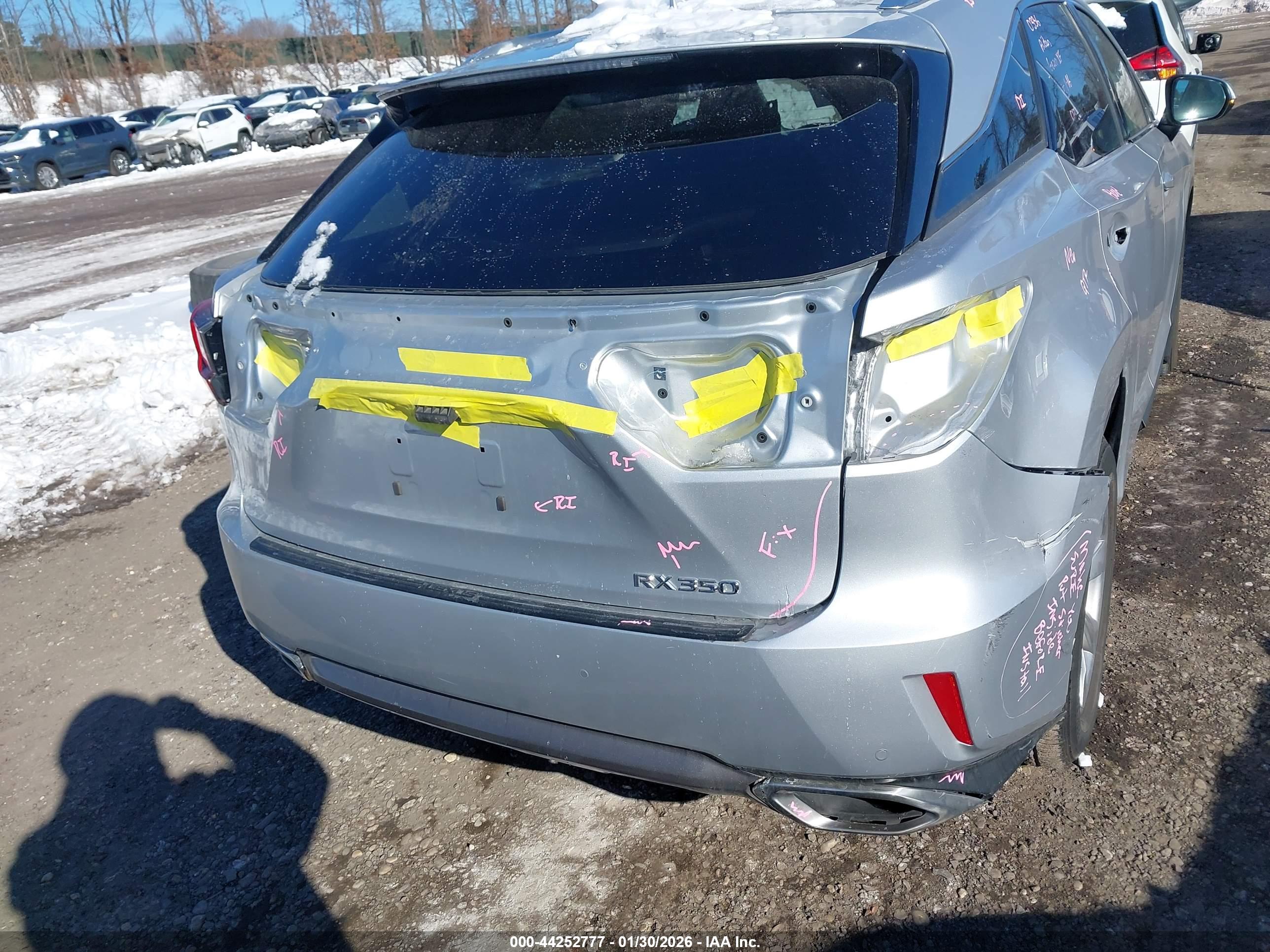LEXUS RX image 6
