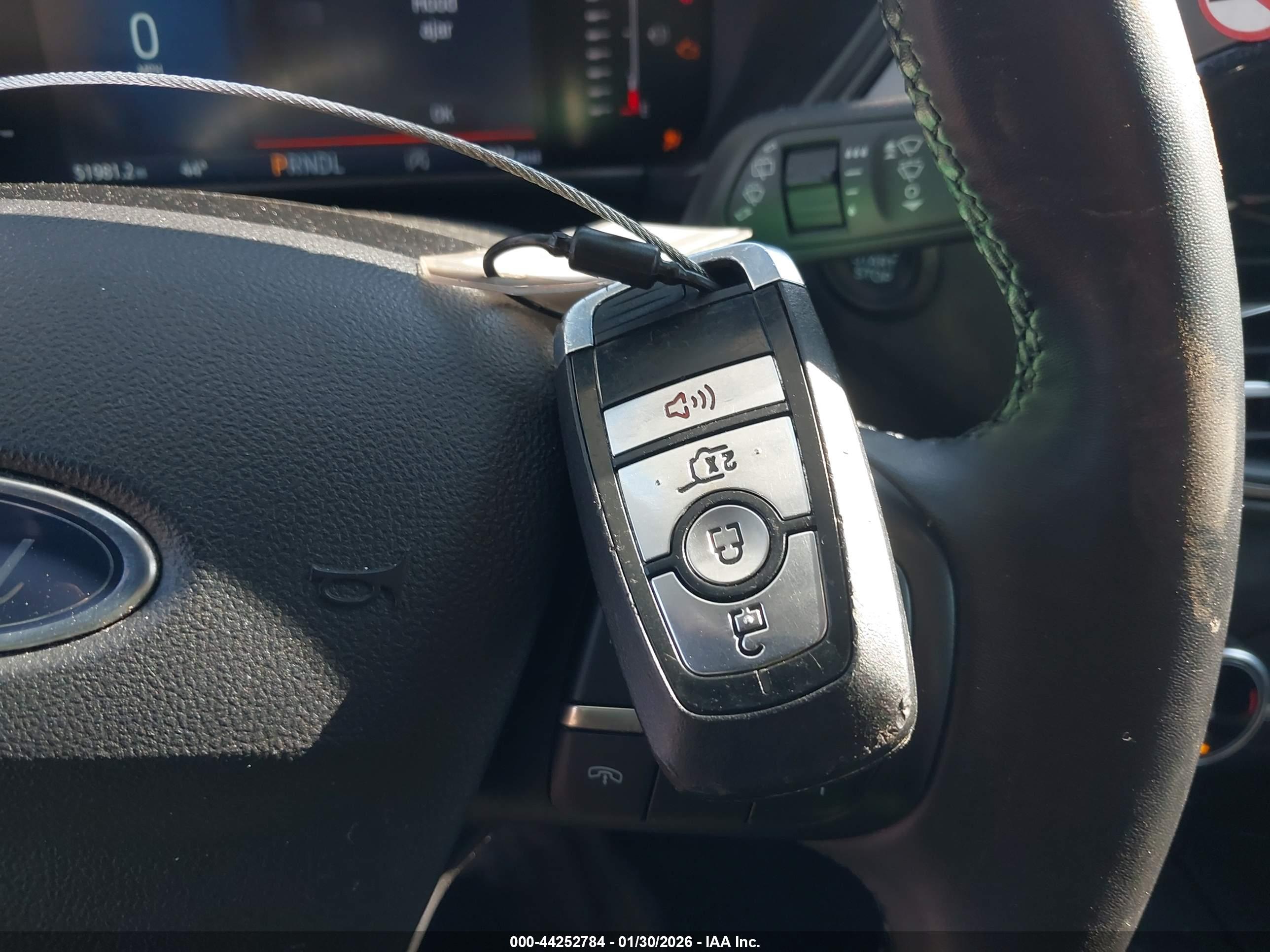 FORD ESCAPE image 11