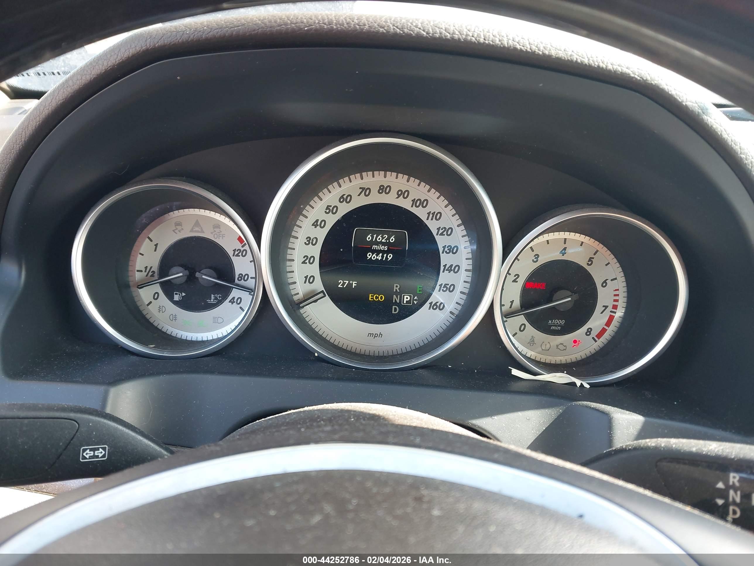 MERCEDES-BENZ E image 7