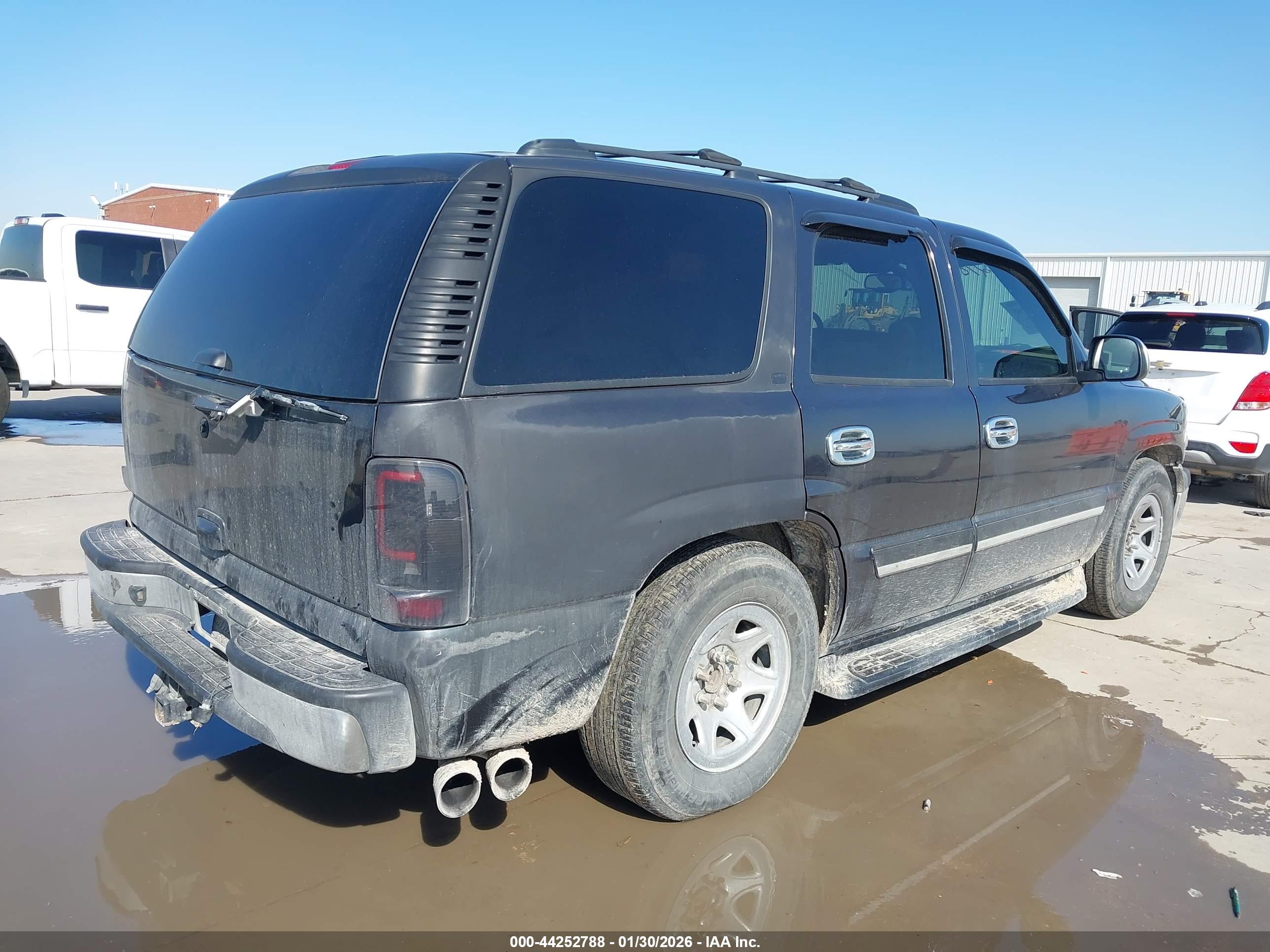 CHEVROLET TAHOE image 4