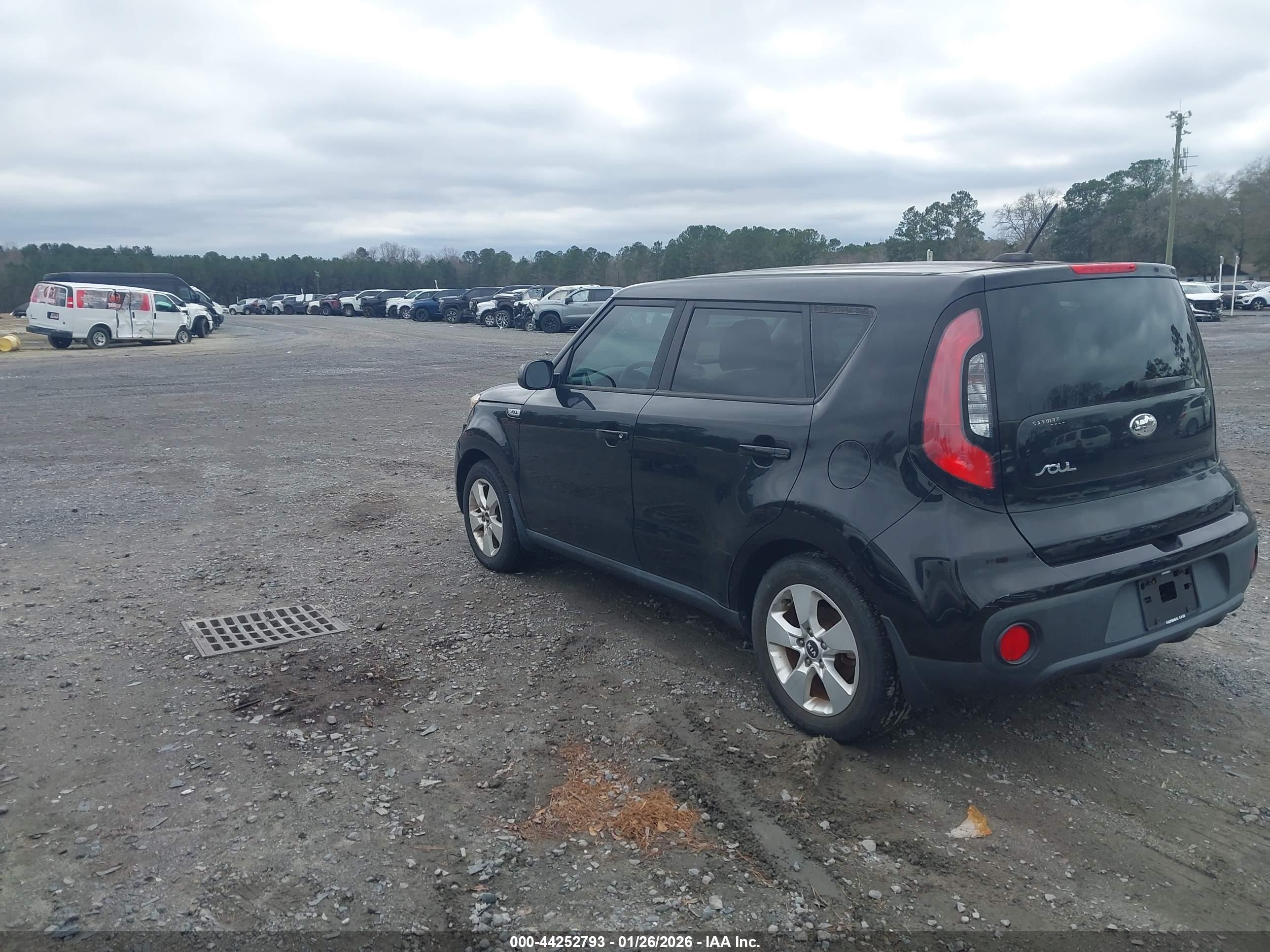 KIA SOUL image 3
