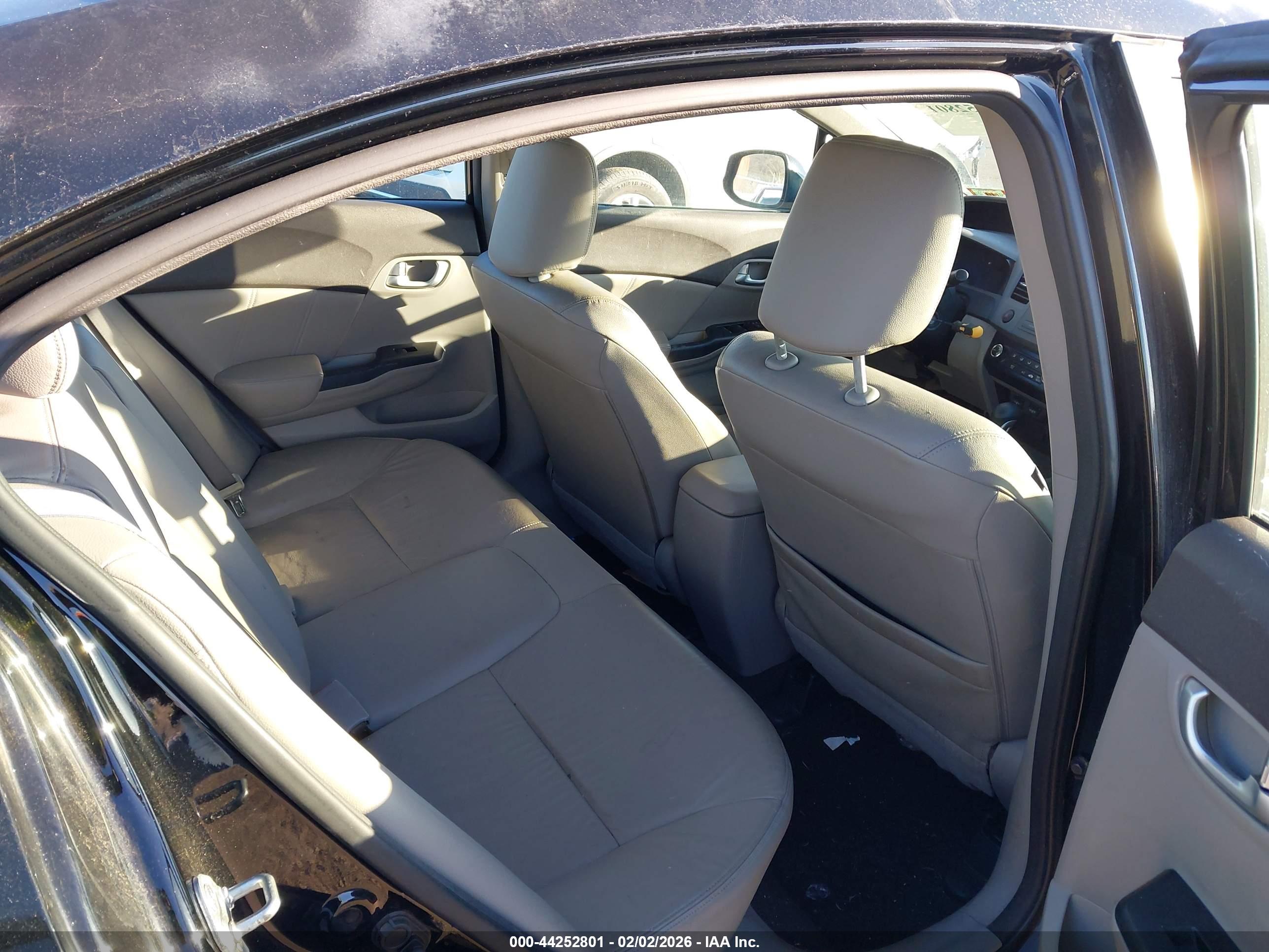 HONDA CIVIC image 8