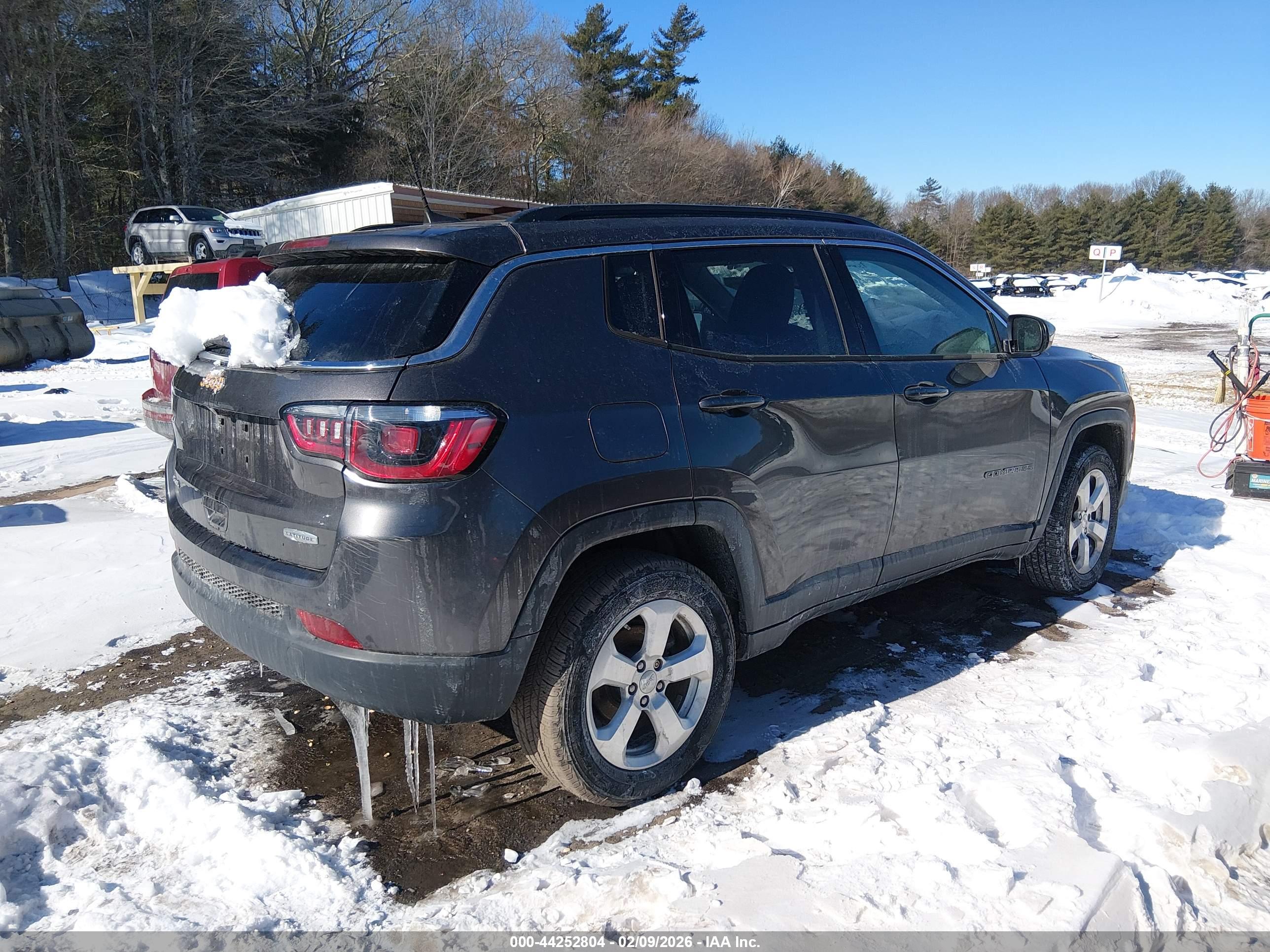 JEEP COMPASS image 4