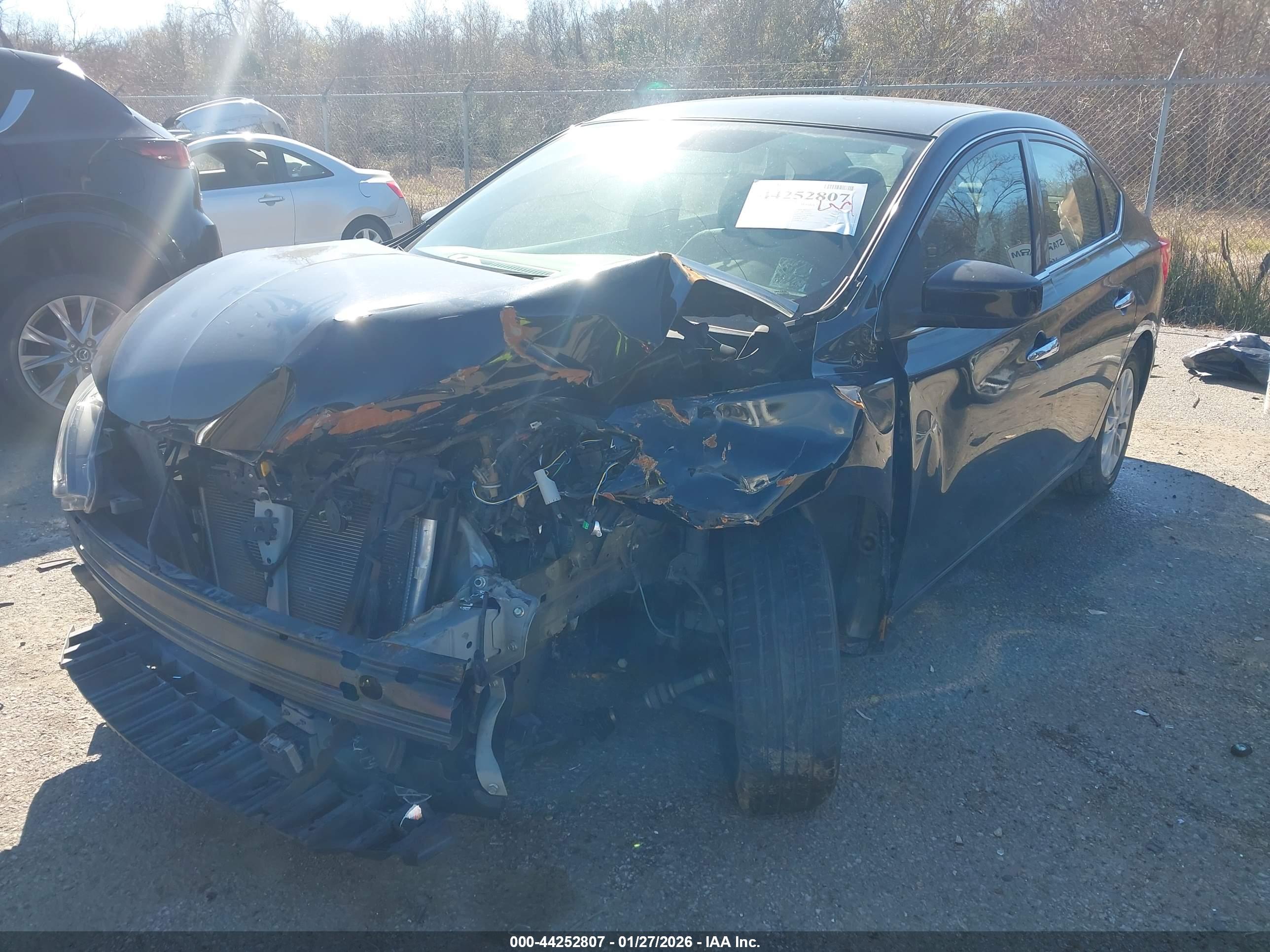 NISSAN SENTRA image 2