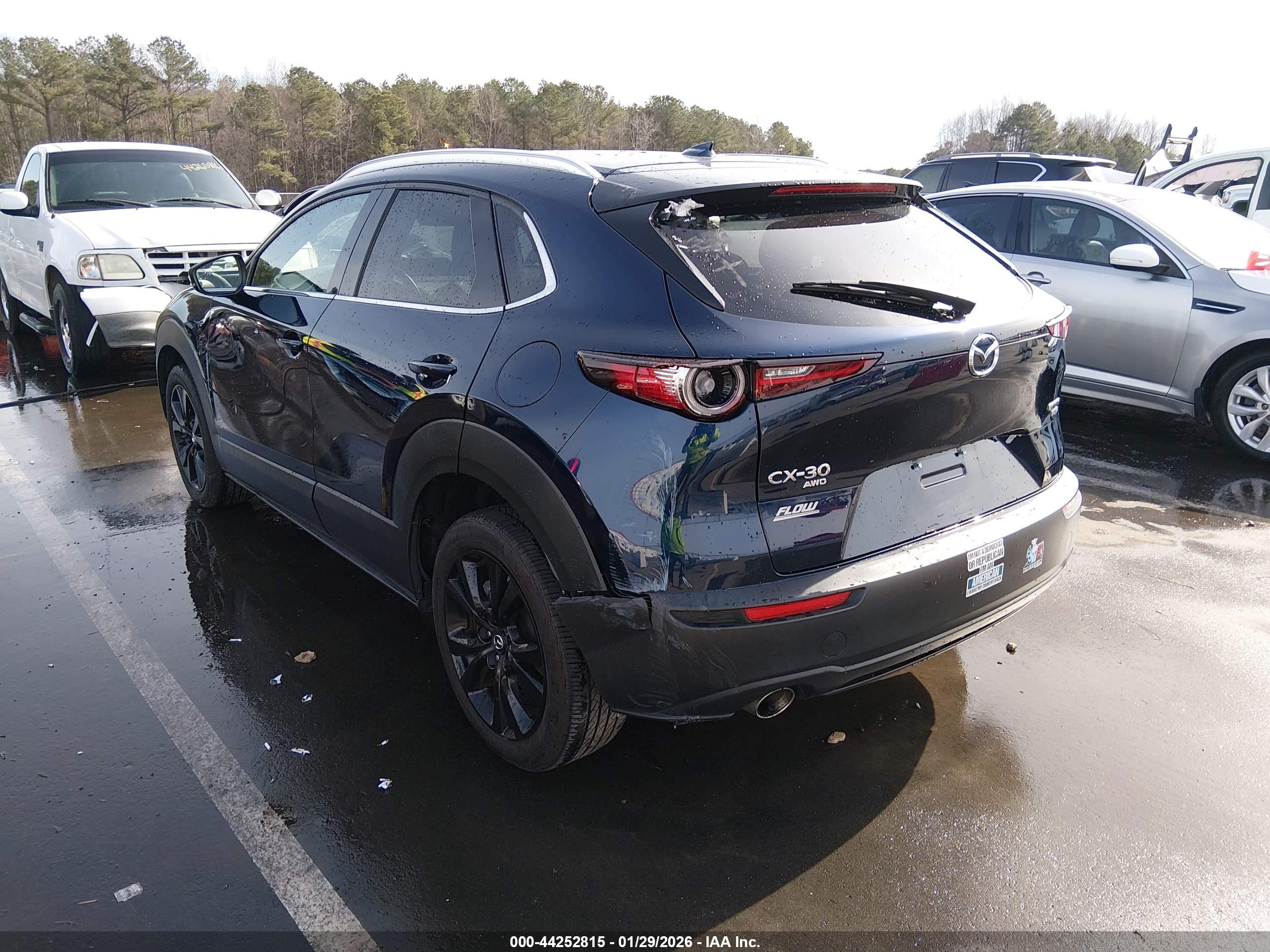MAZDA CX-30 image 3