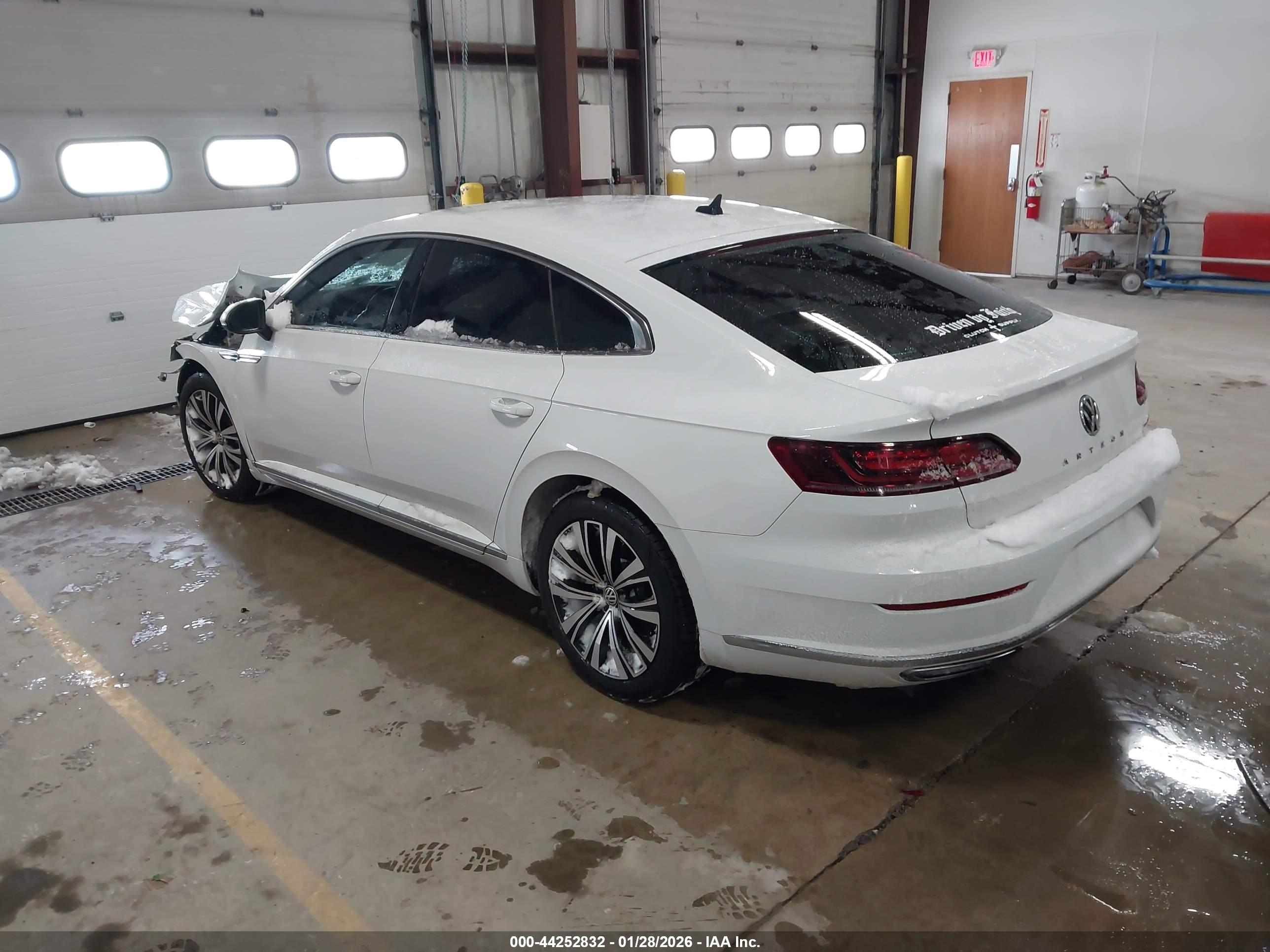 VOLKSWAGEN ARTEON image 3