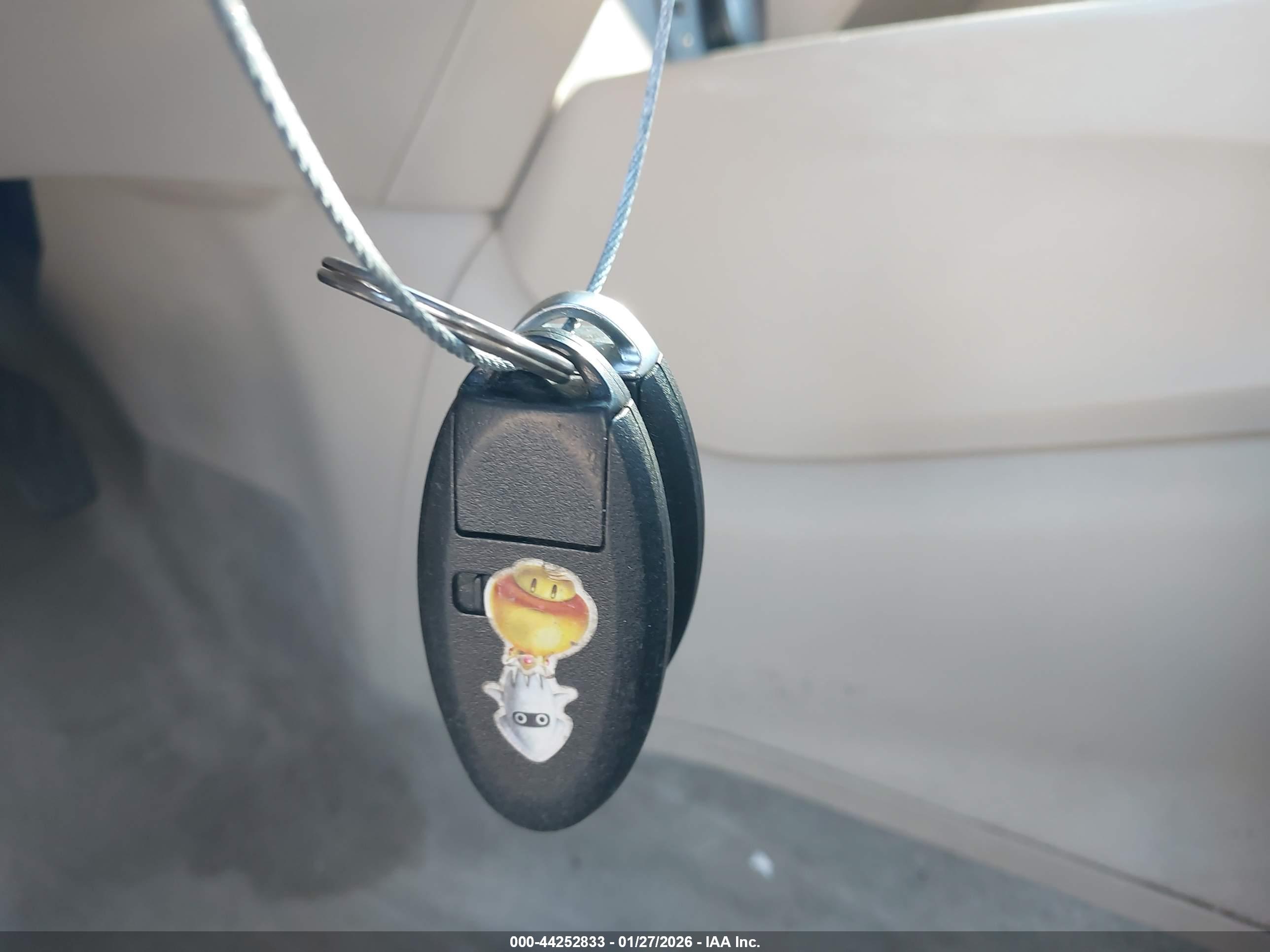 NISSAN ROGUE image 11