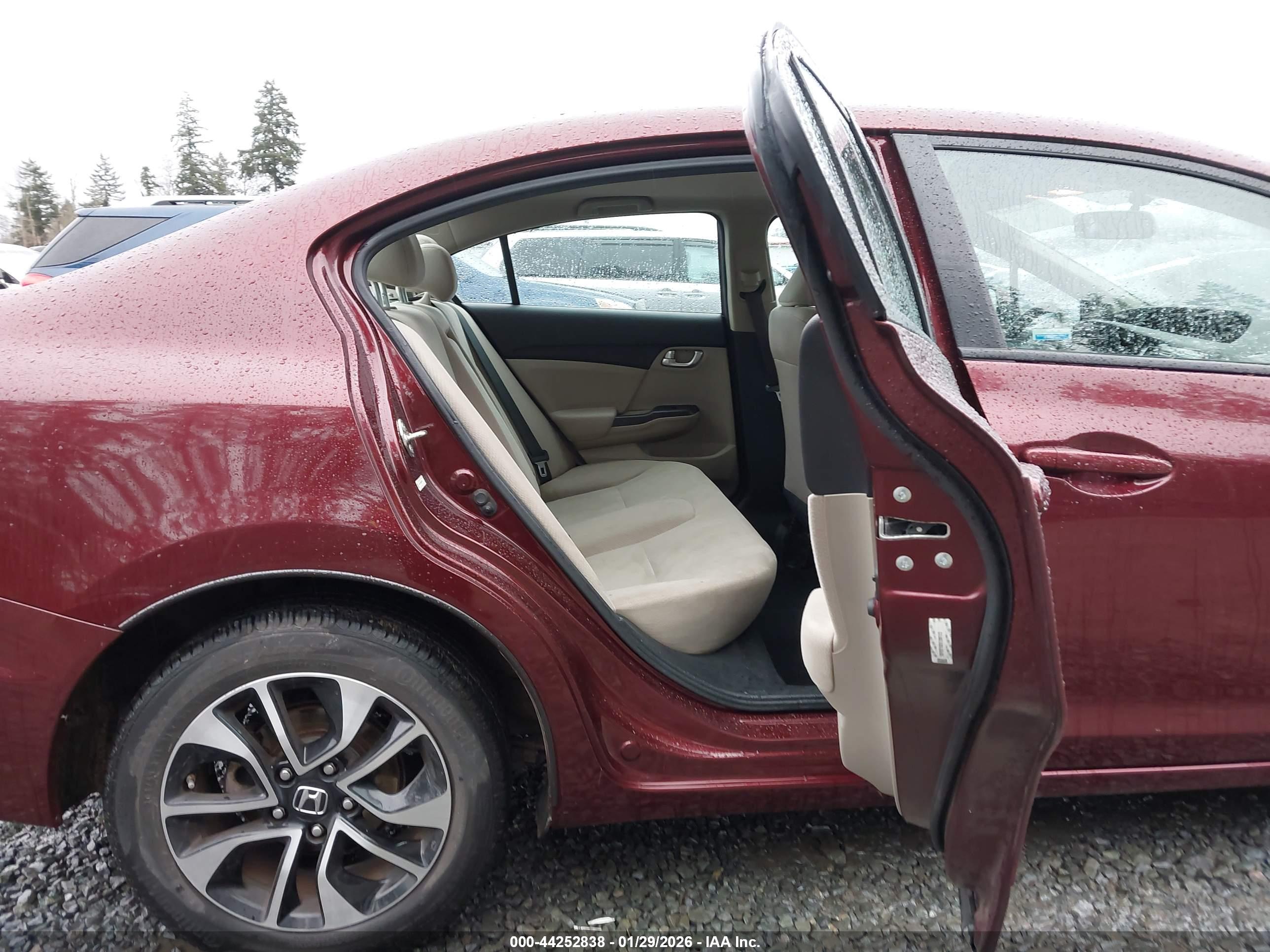 HONDA CIVIC image 8