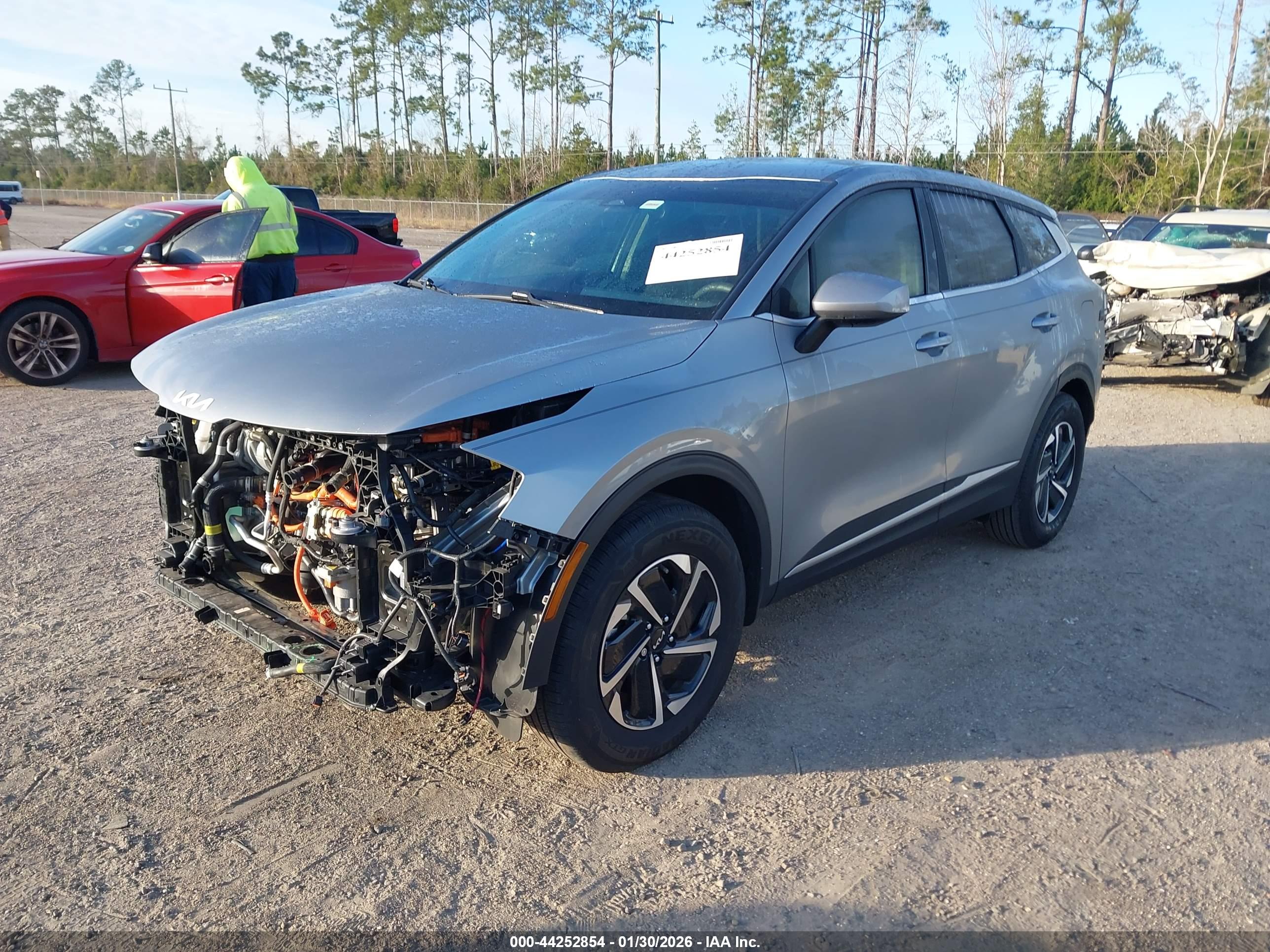 KIA SPORTAGE image 2