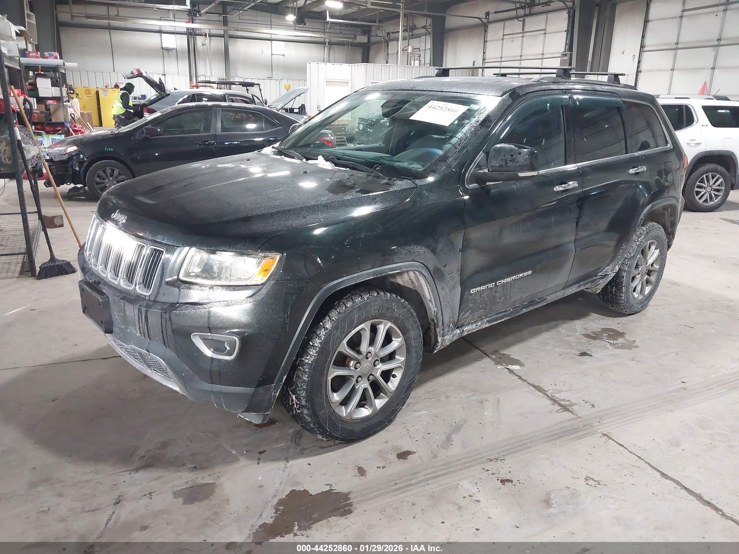 JEEP GRAND image 2