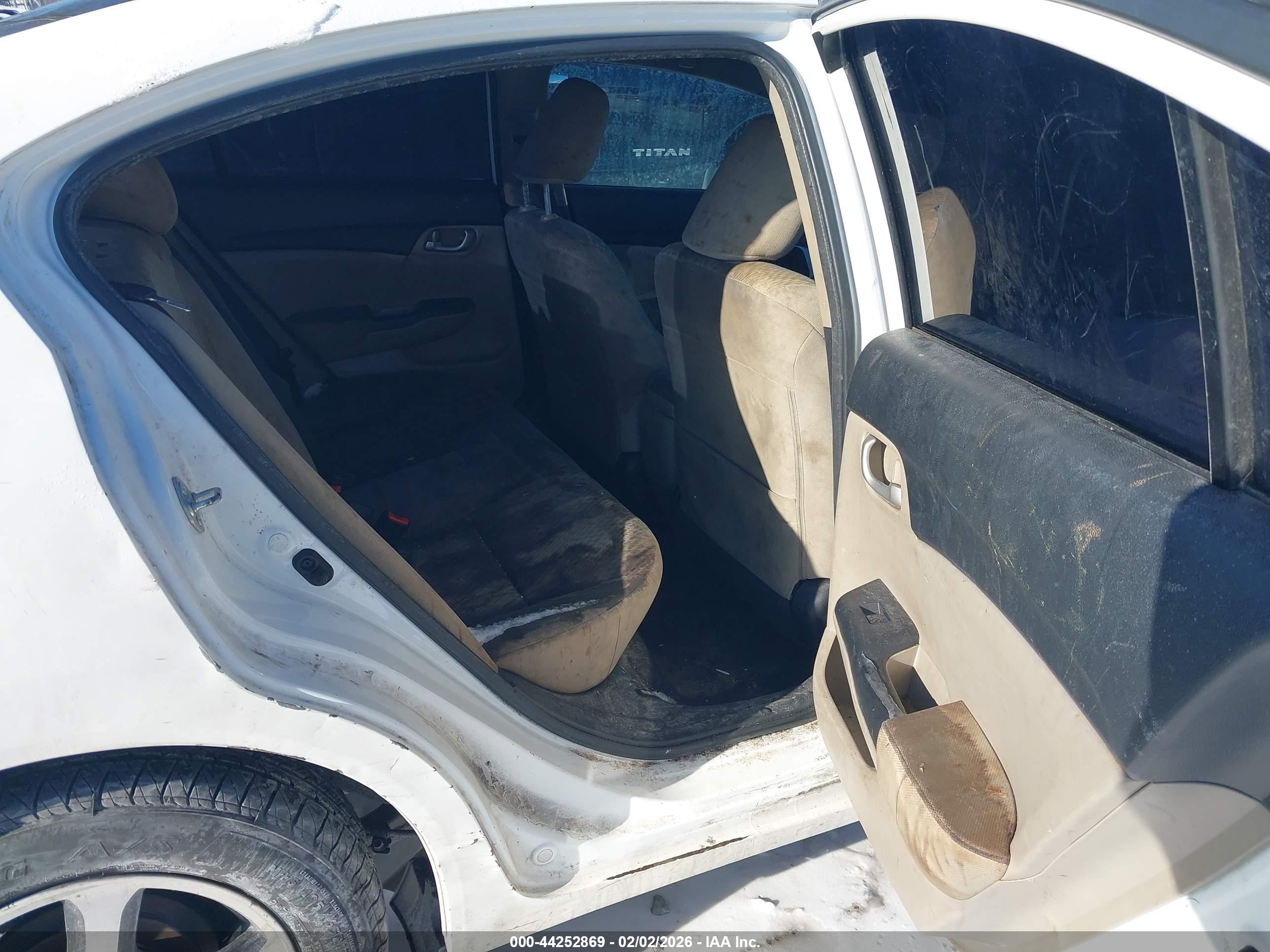 HONDA CIVIC image 8