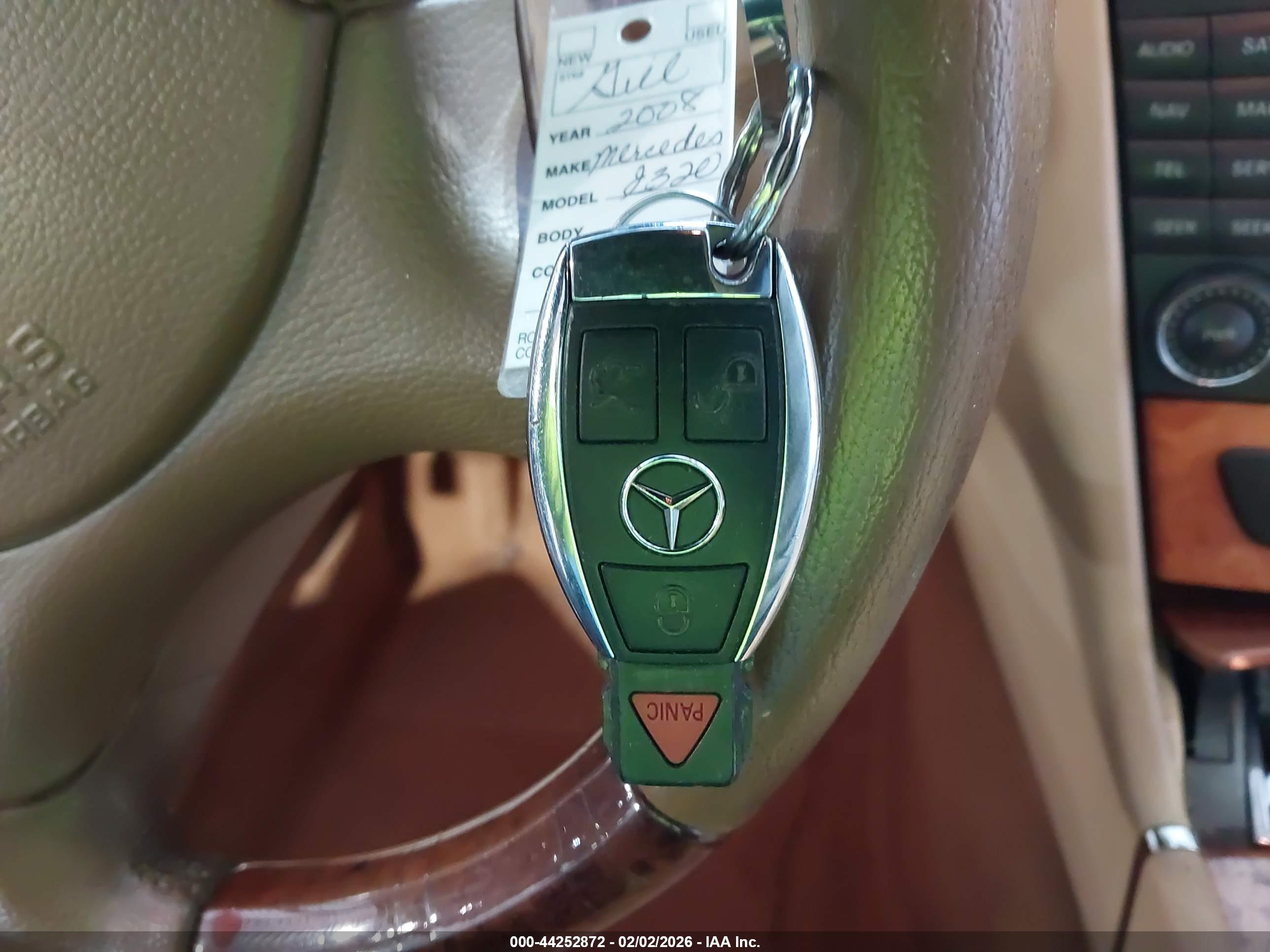 MERCEDES-BENZ E image 11