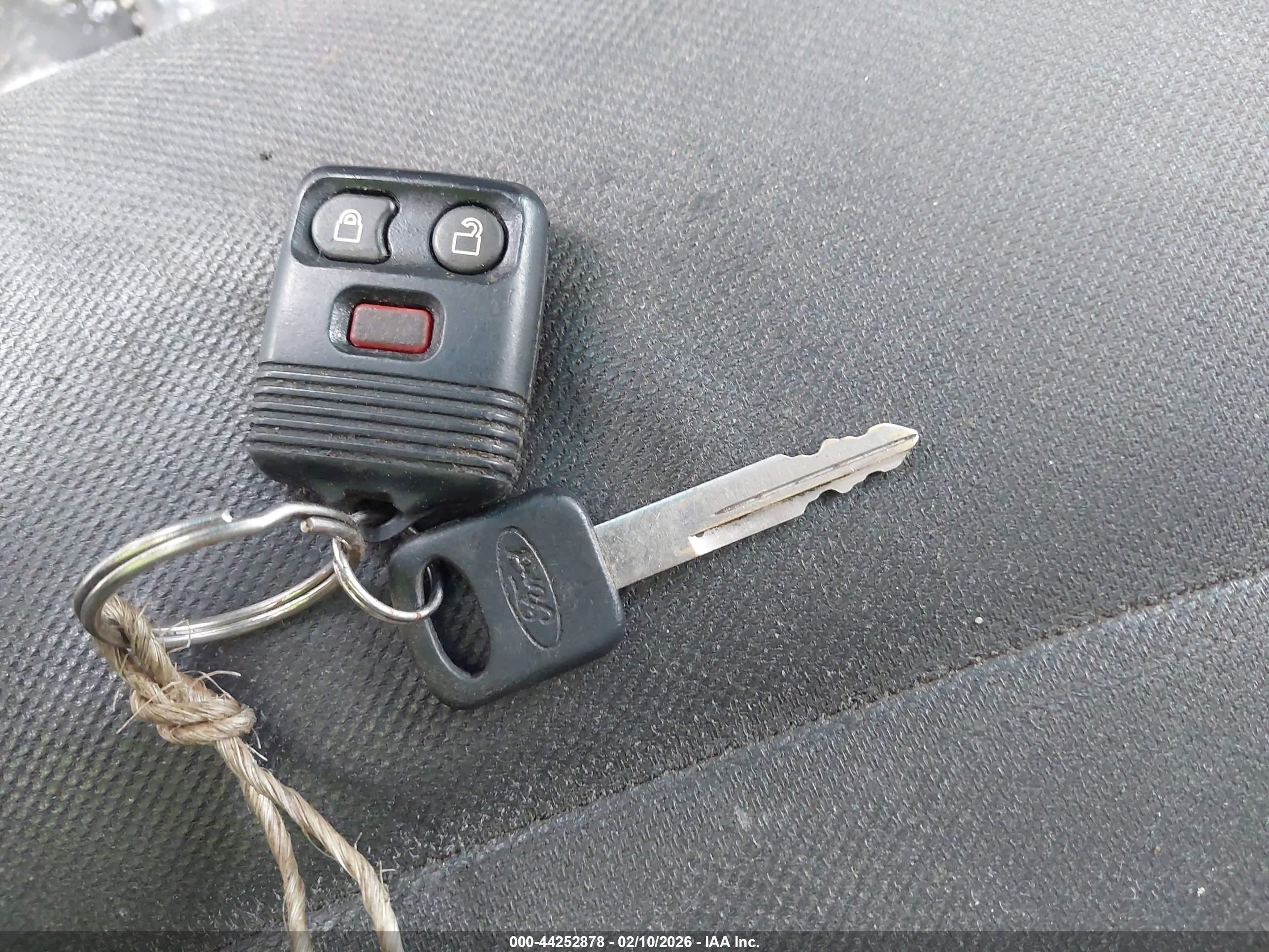 FORD E-350 image 11