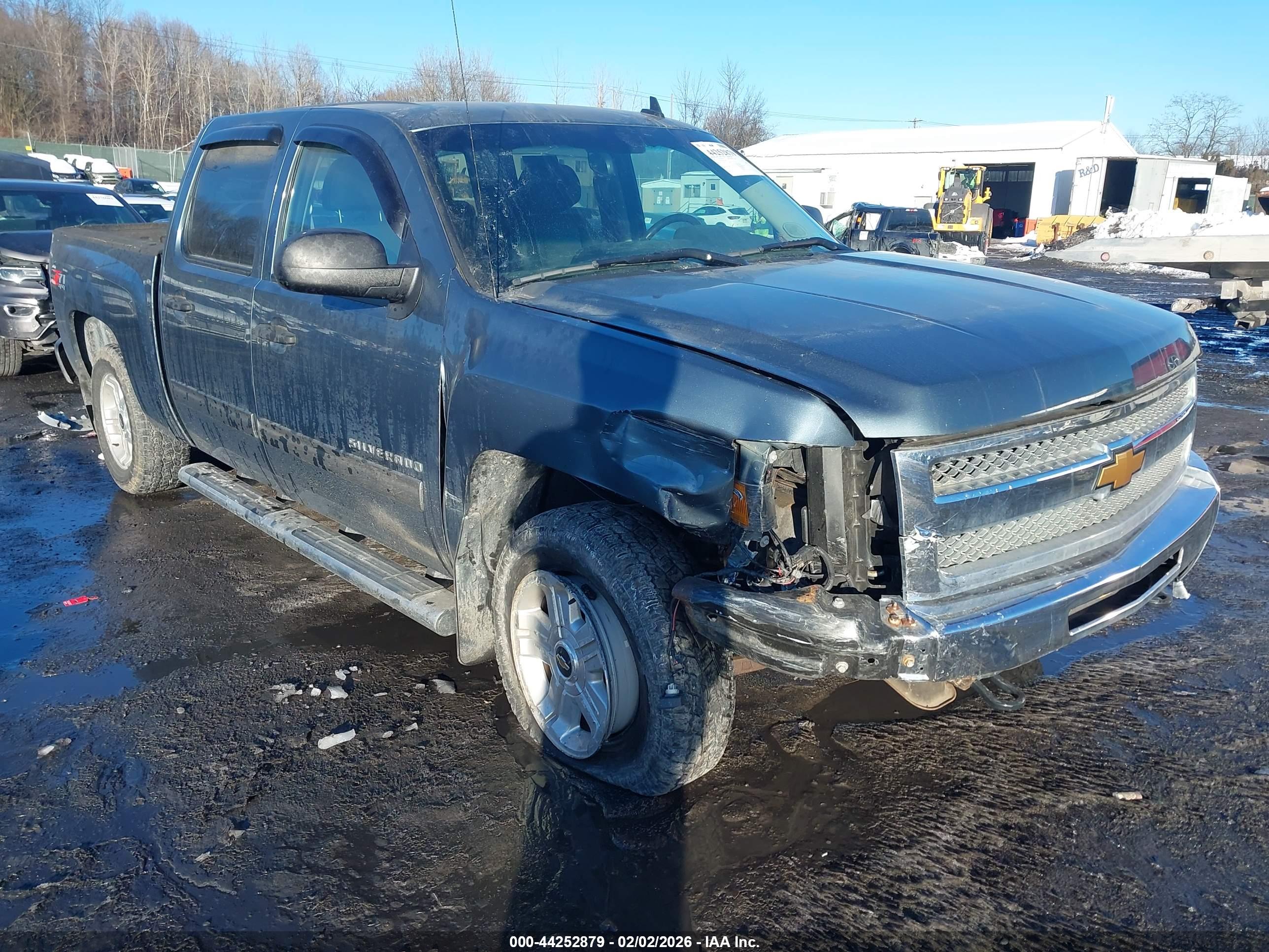 CHEVROLET SILVERADO image 6