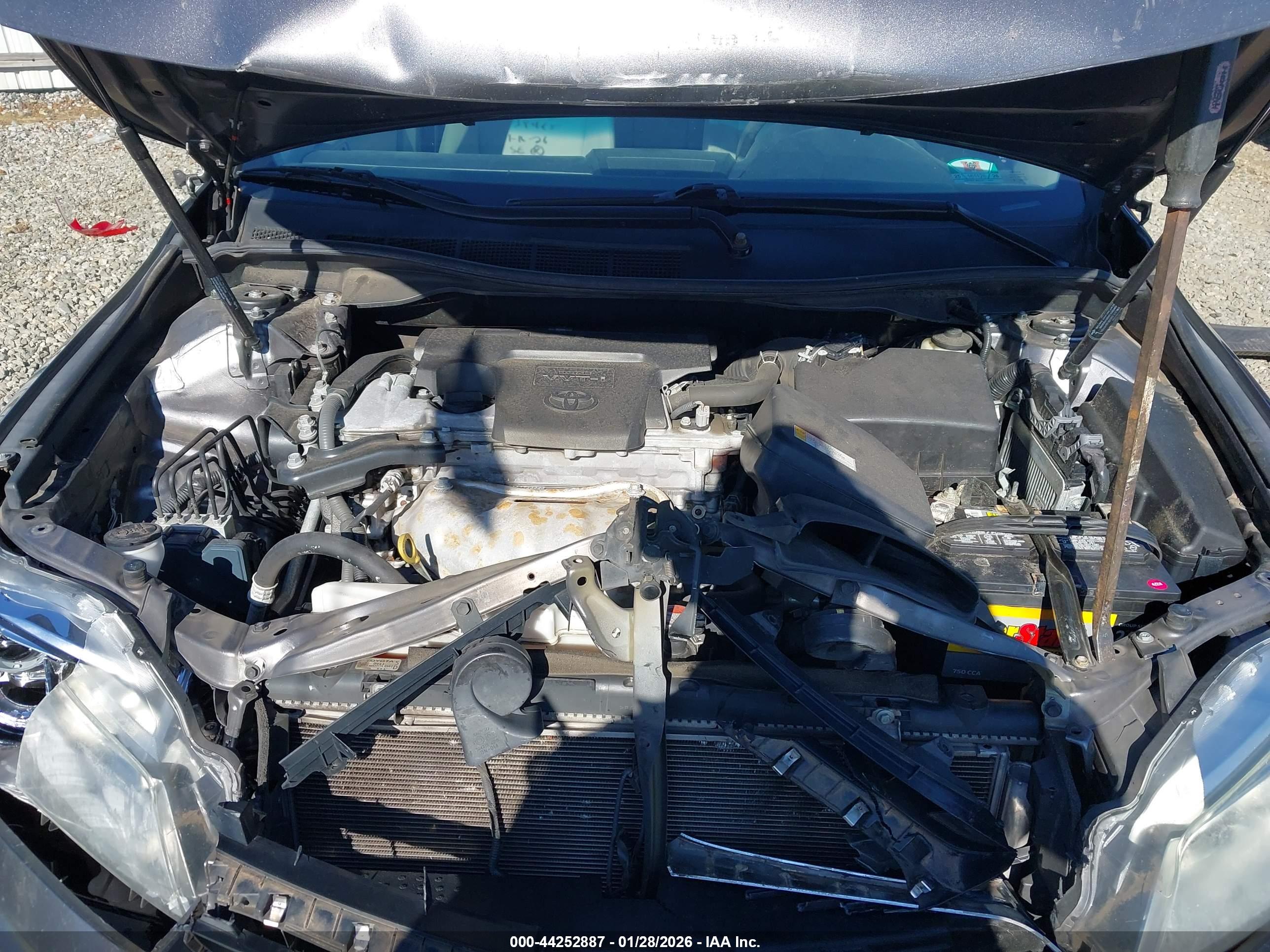 TOYOTA CAMRY image 10