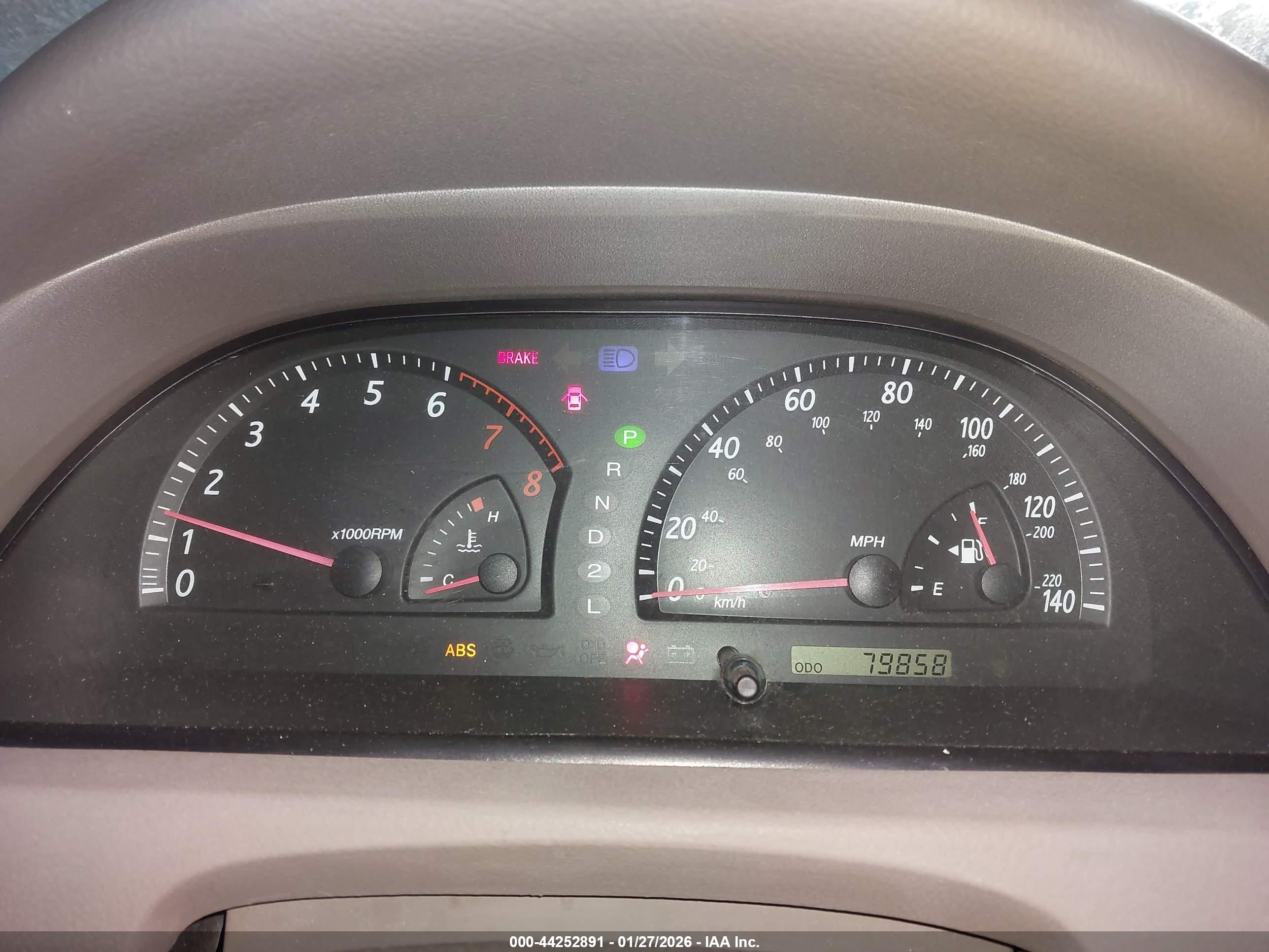 TOYOTA CAMRY image 7