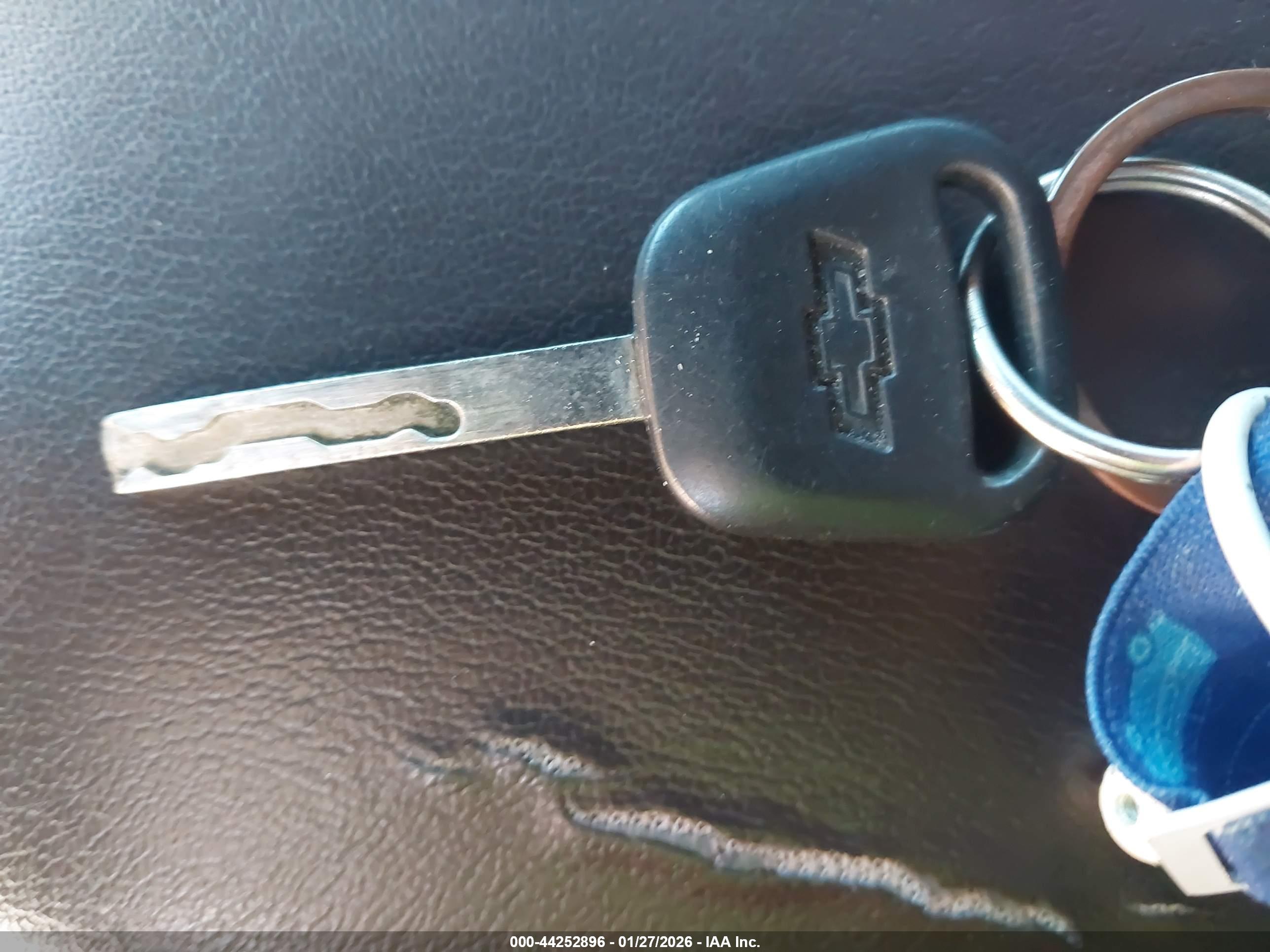 CHEVROLET TAHOE image 11