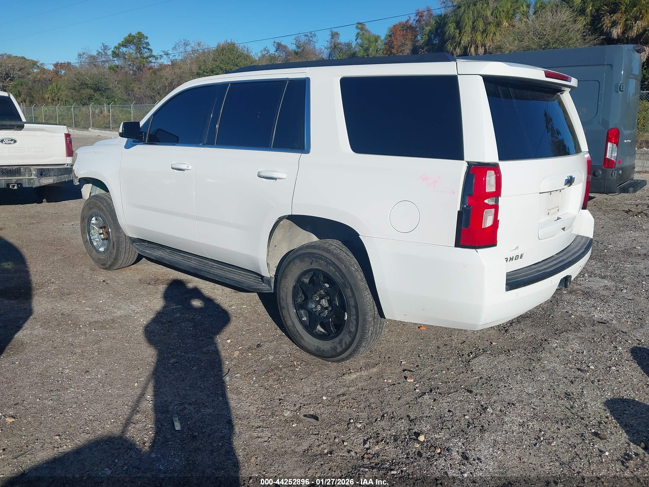 CHEVROLET TAHOE image 3