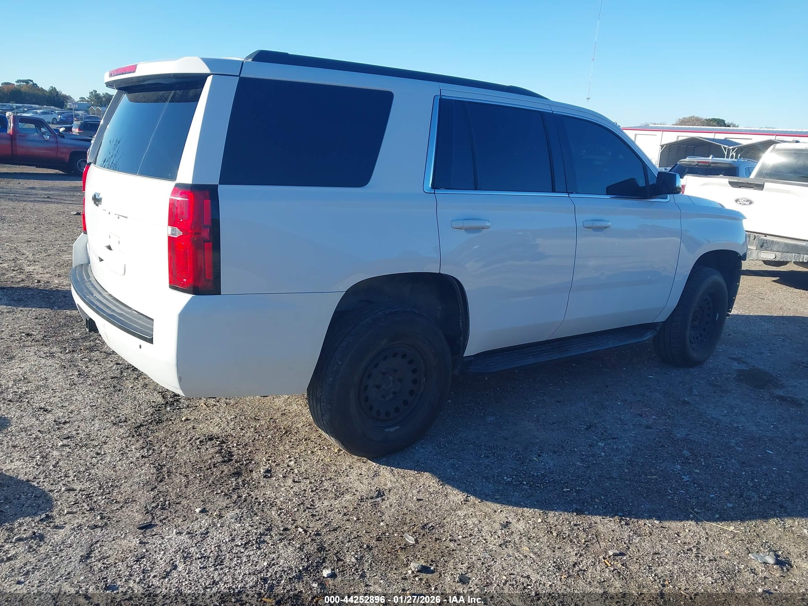 CHEVROLET TAHOE image 4