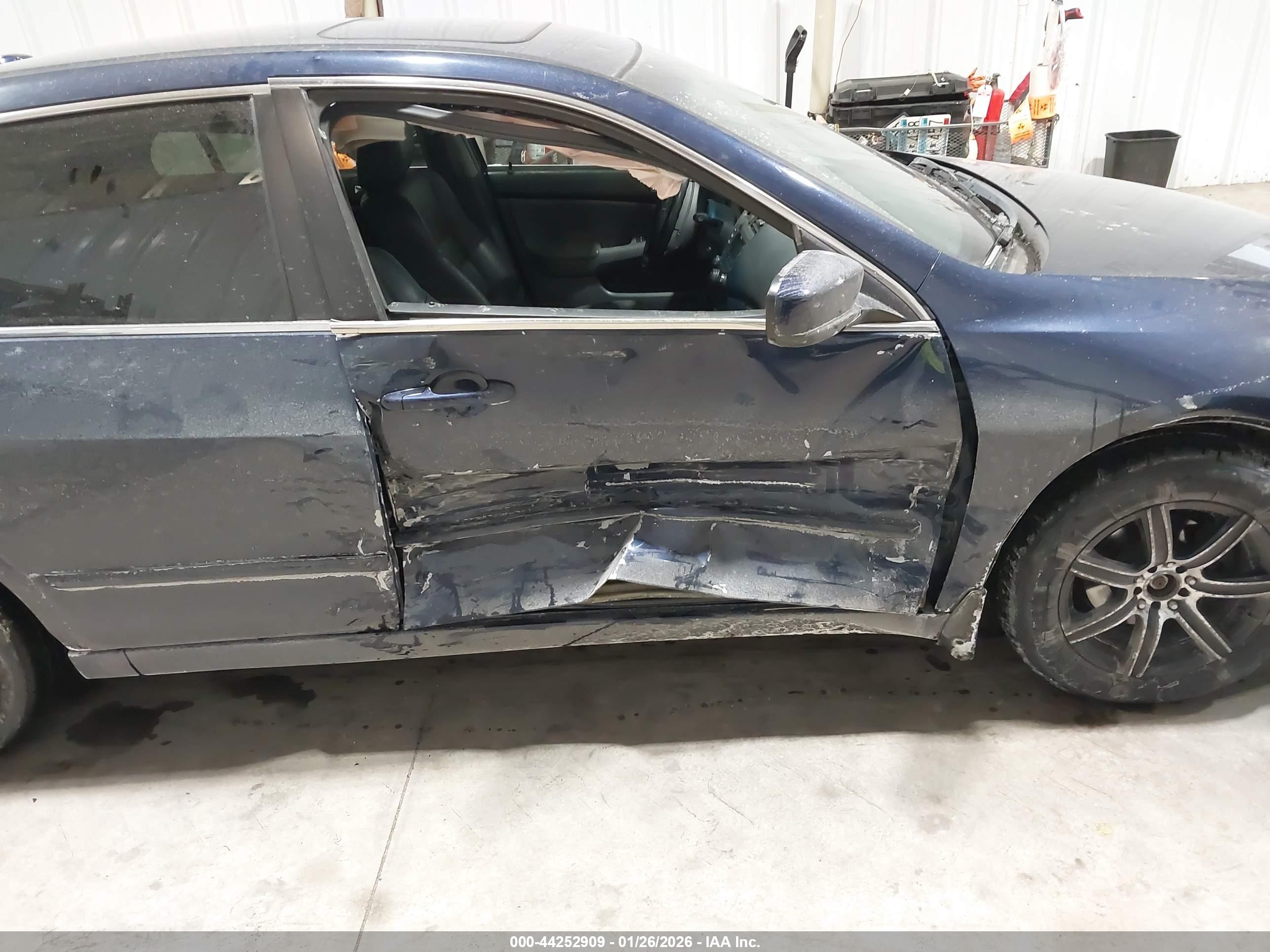 HONDA ACCORD image 6