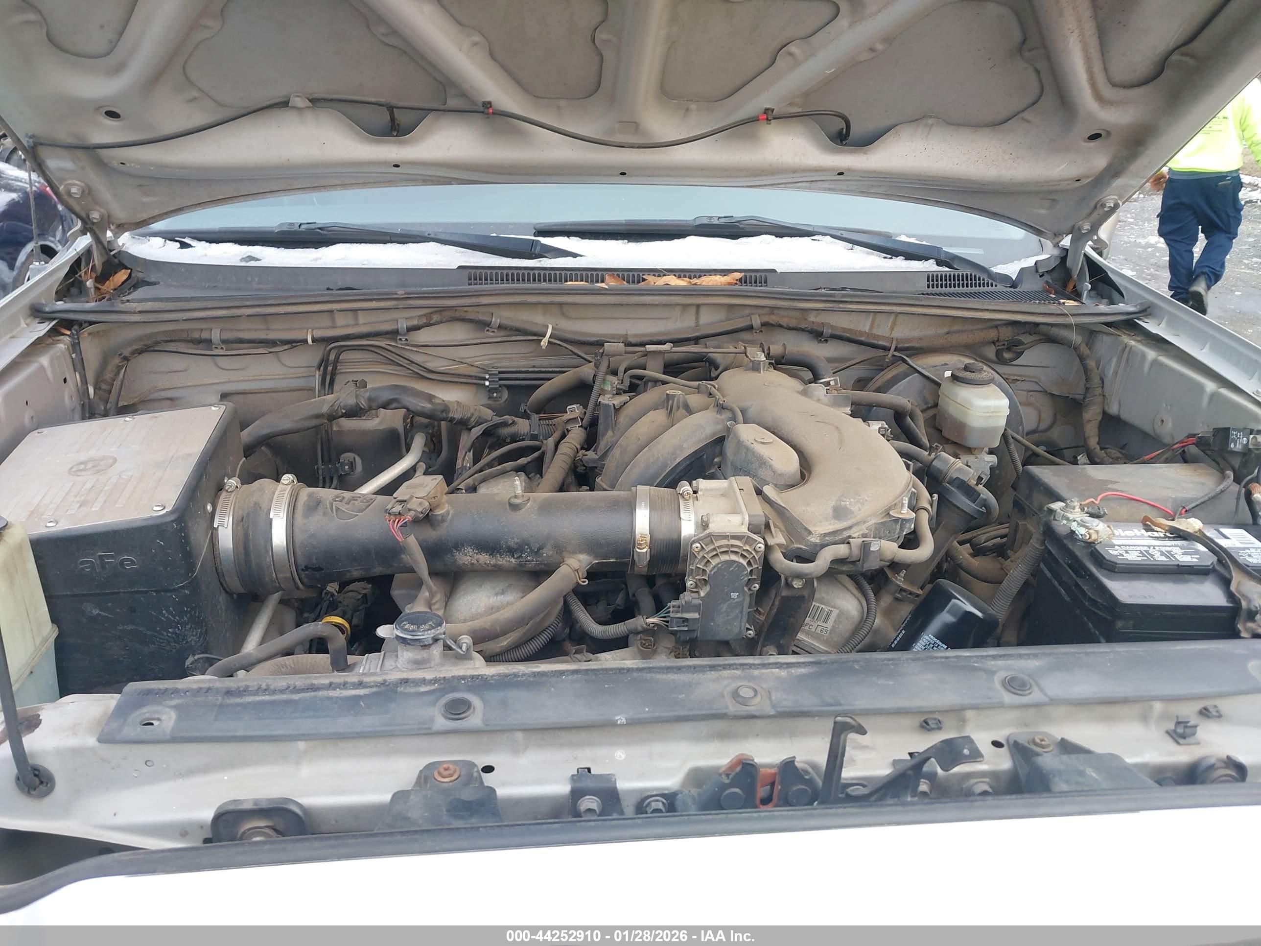 TOYOTA TACOMA image 10