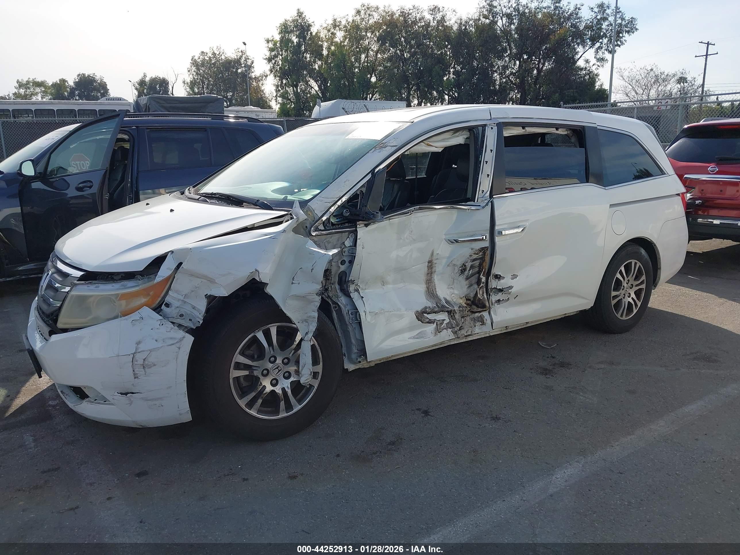 HONDA ODYSSEY image 2