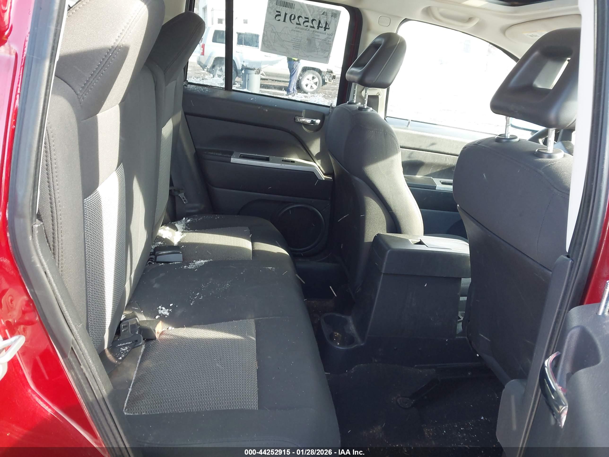 JEEP COMPASS image 8