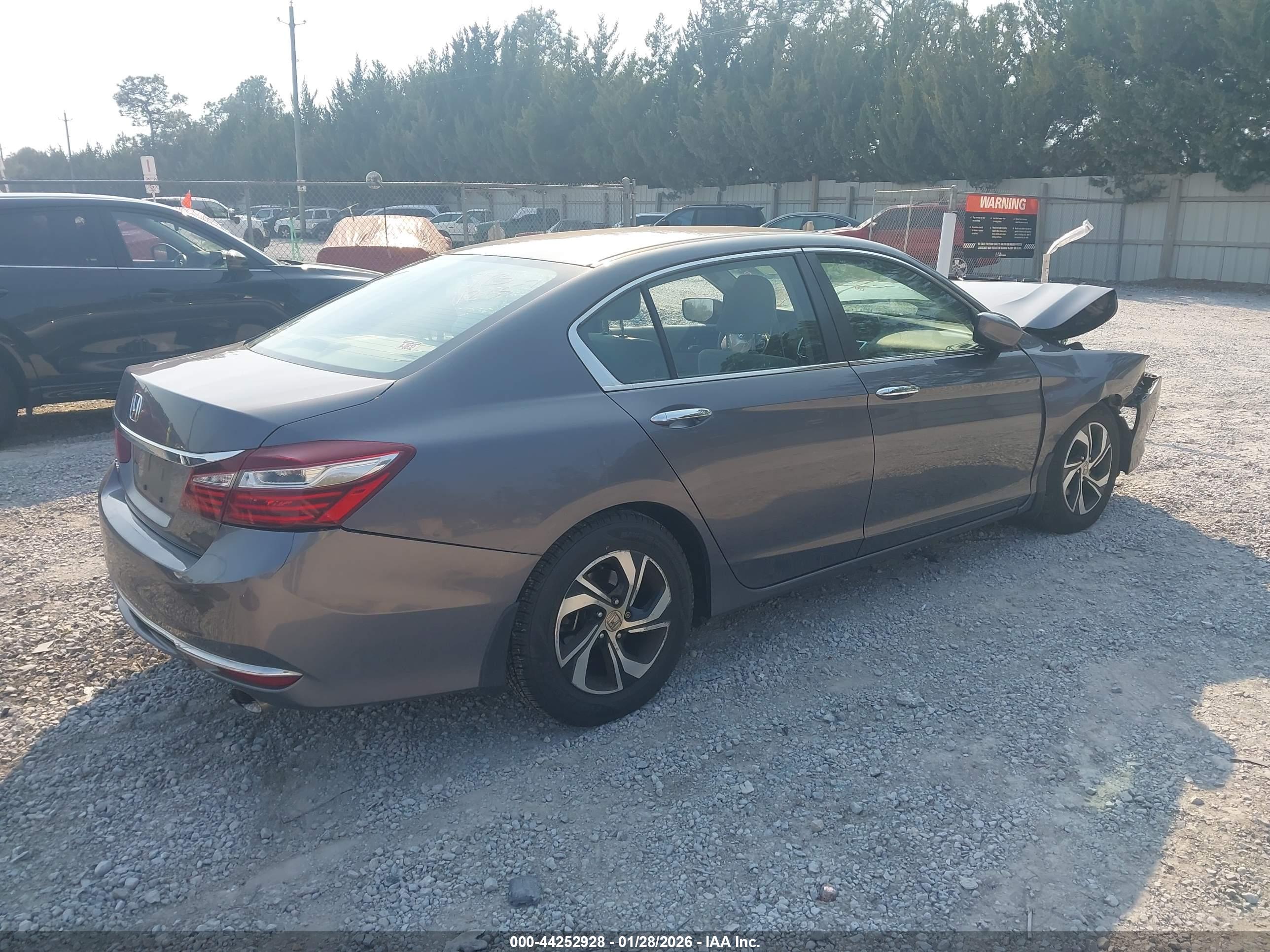 HONDA ACCORD image 4